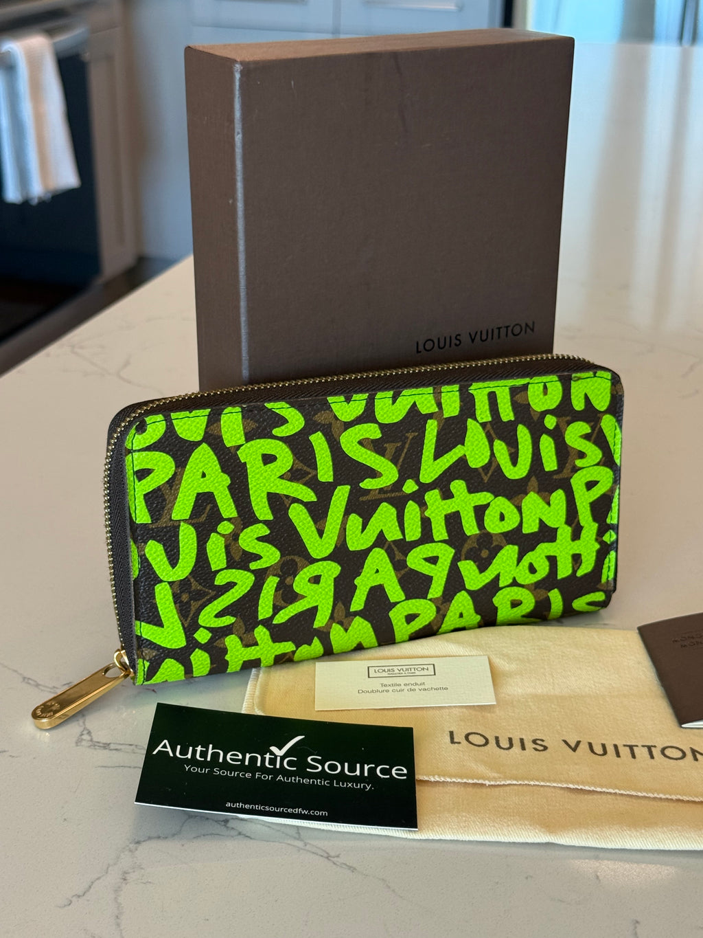 Louis Vuitton Green Graffiti Zippy Wallet, Stephen Sprouse