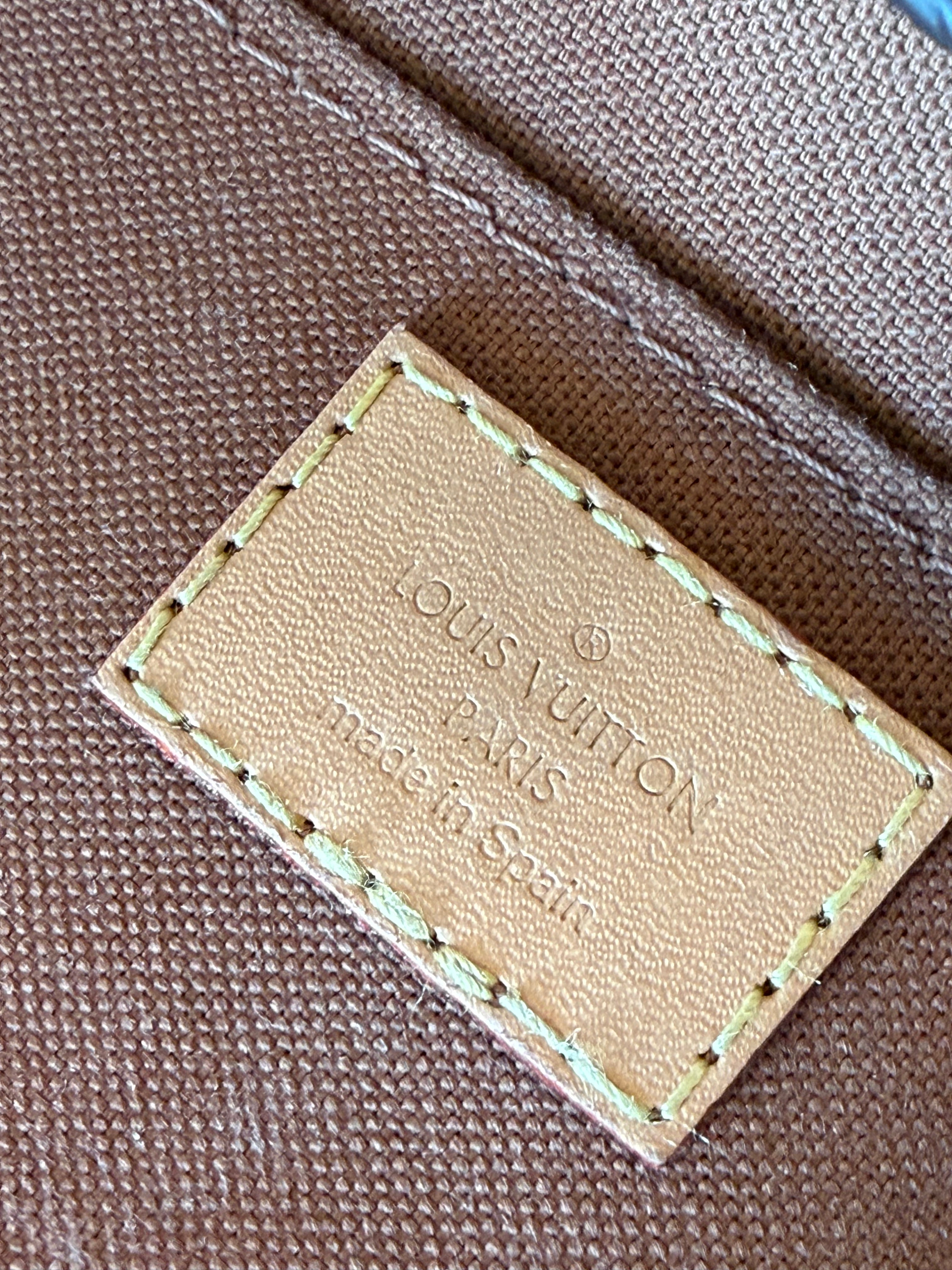 Louis Vuitton Sac Platt Petit