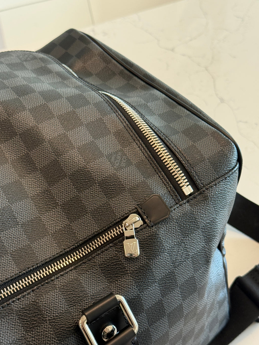 Louis Vuitton Roadster 50 Damier Graphite