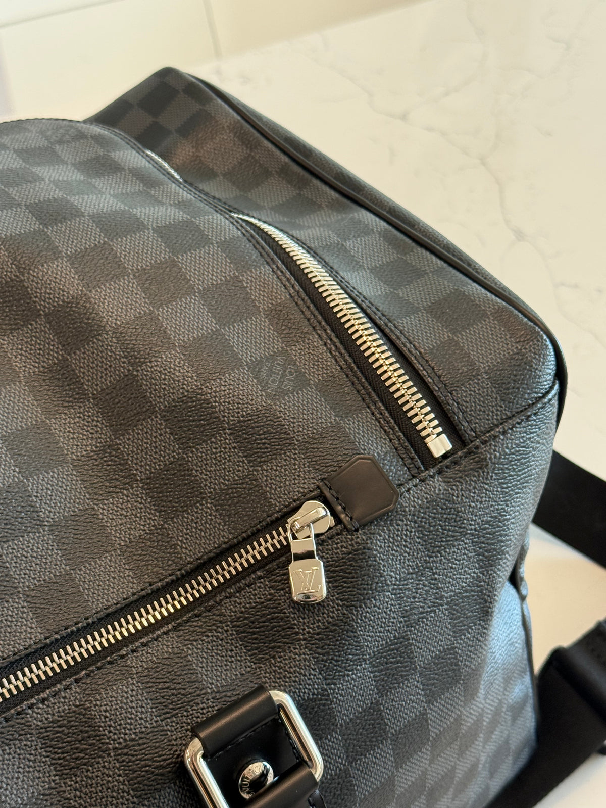 Louis Vuitton Roadster 50 Damier Graphite
