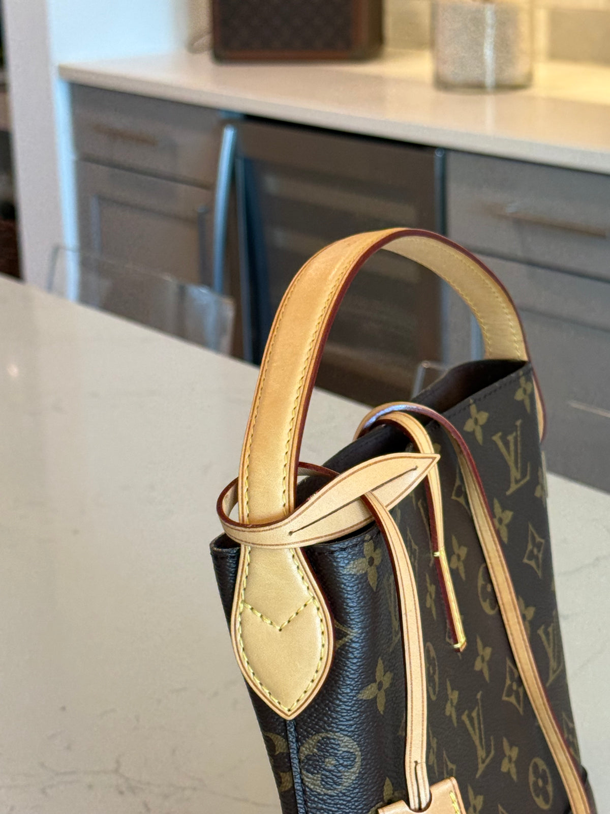 Louis Vuitton Idole PM Monogram - Rare Marc Jacobs Collection