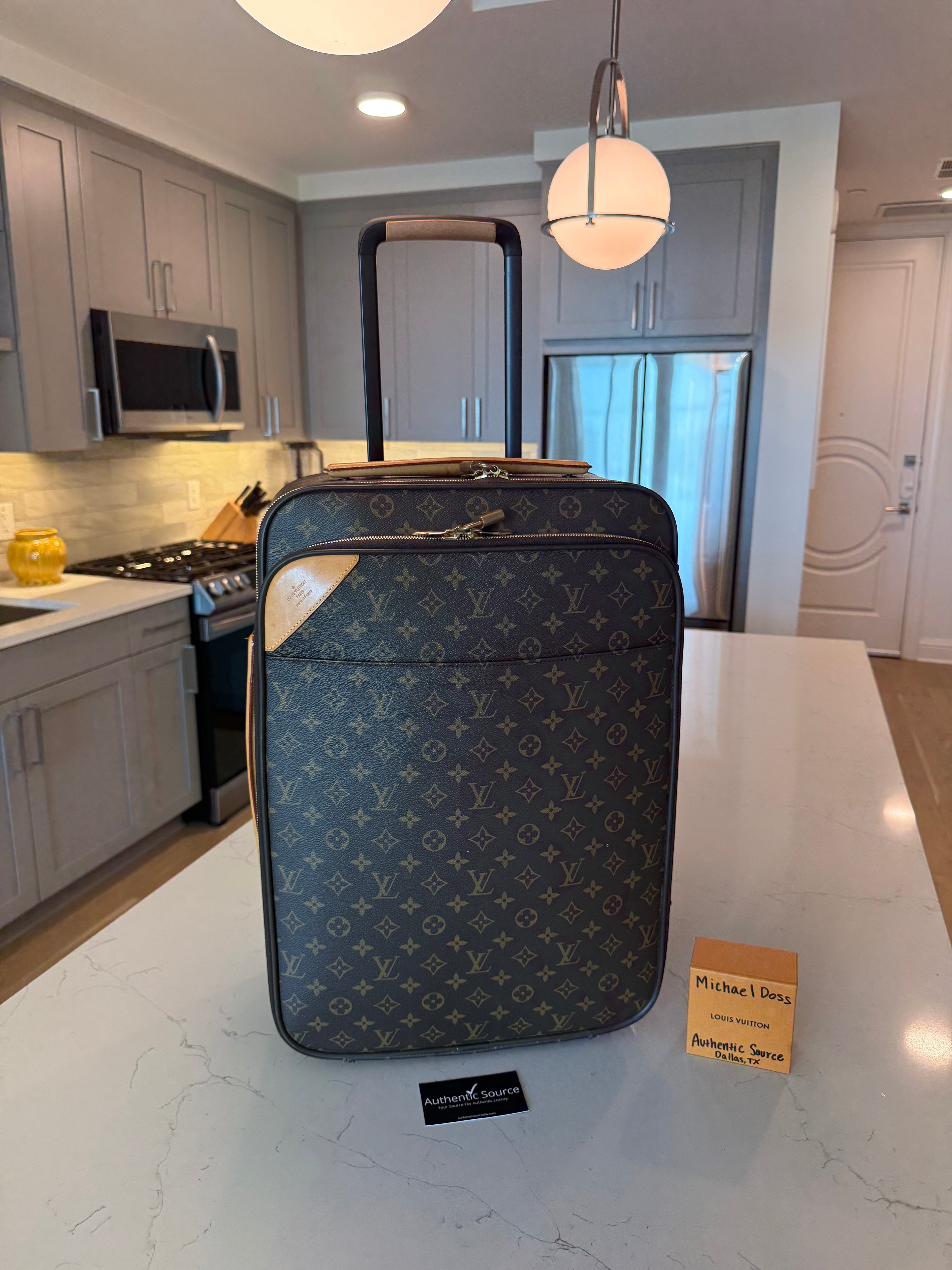 Pegase 55 Business Rolling Luggage
