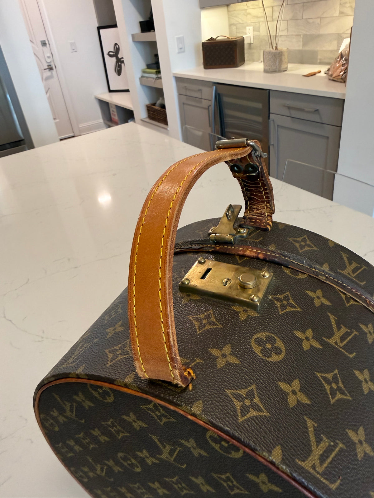 Louis Vuitton Boite Champeau 30