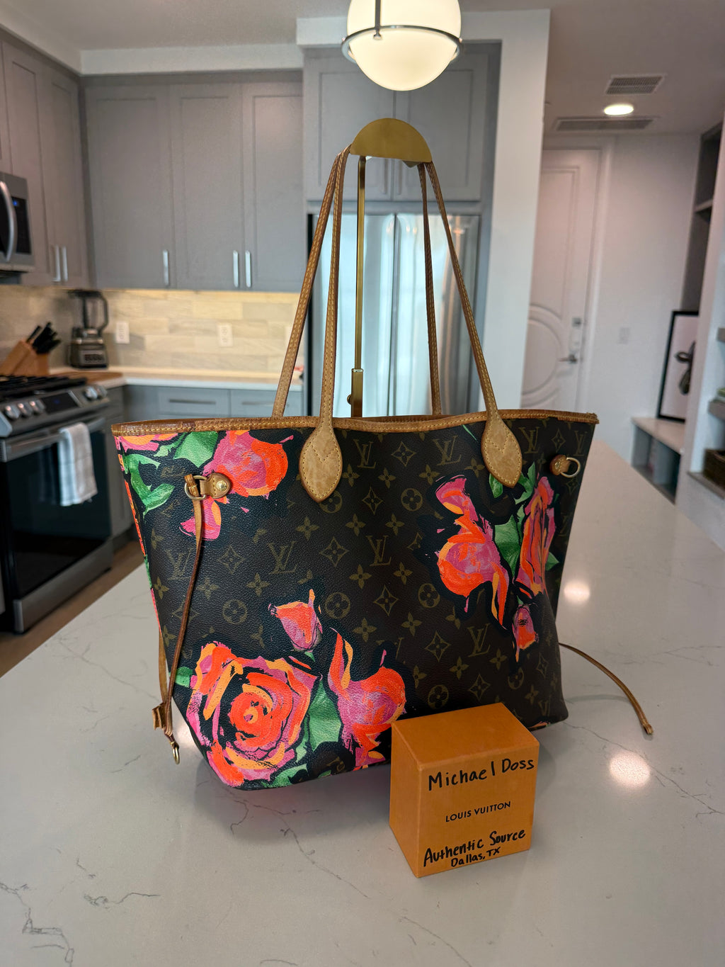 Louis Vuitton Neverfull MM Roses