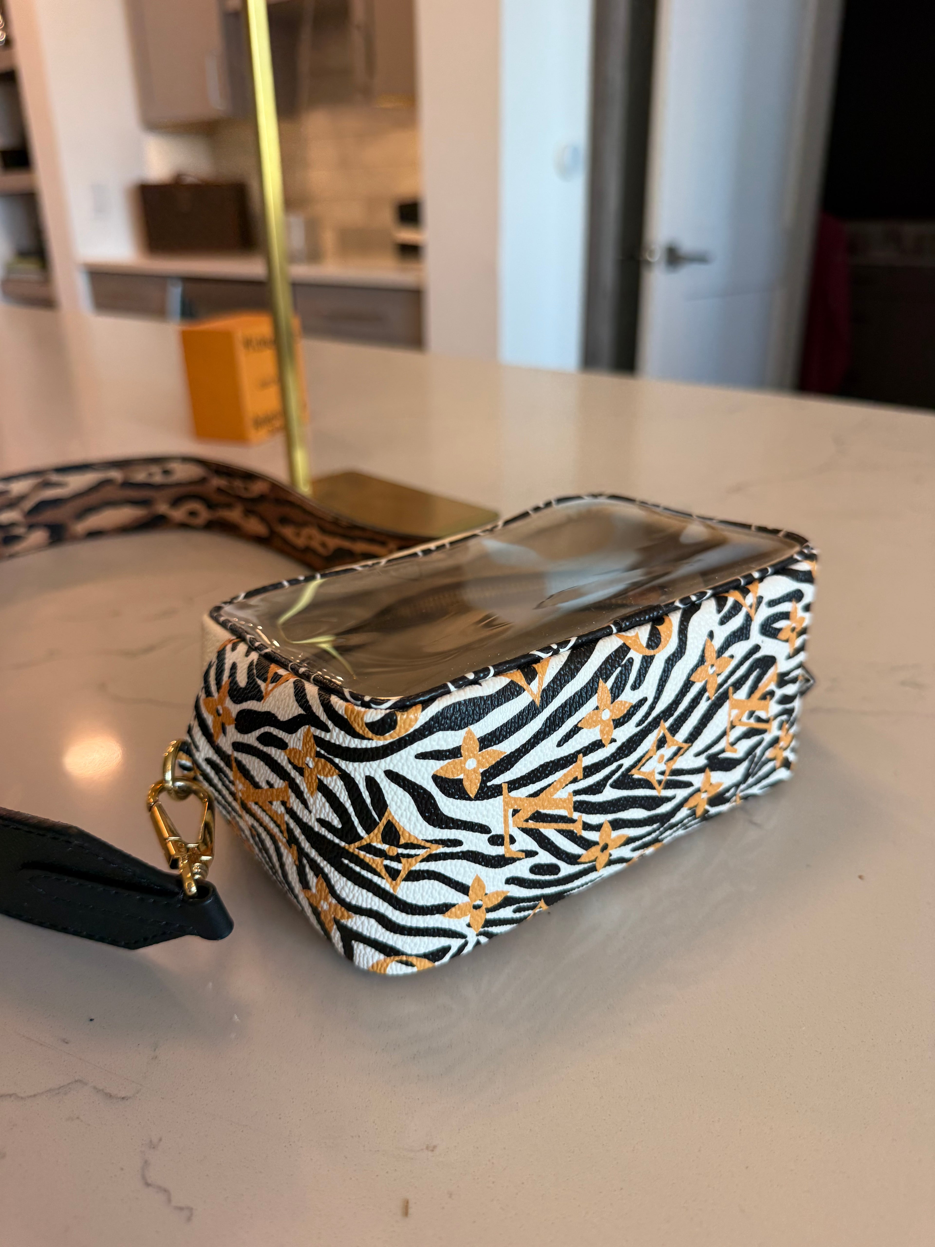 Louis Vuitton Beach Pouch Jungle Rare