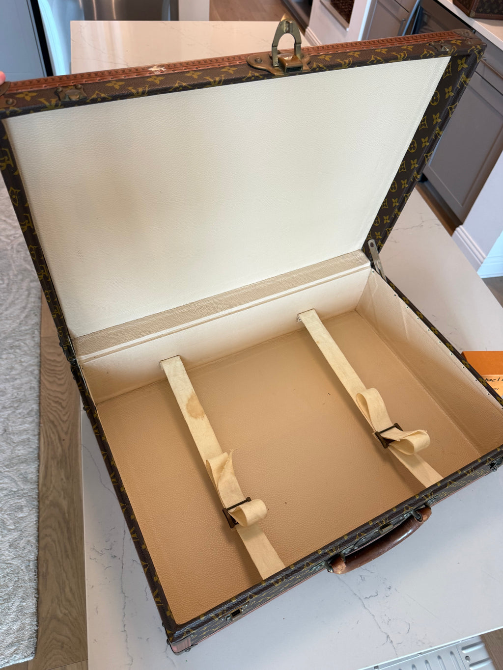 Louis Vuitton Bisten 60