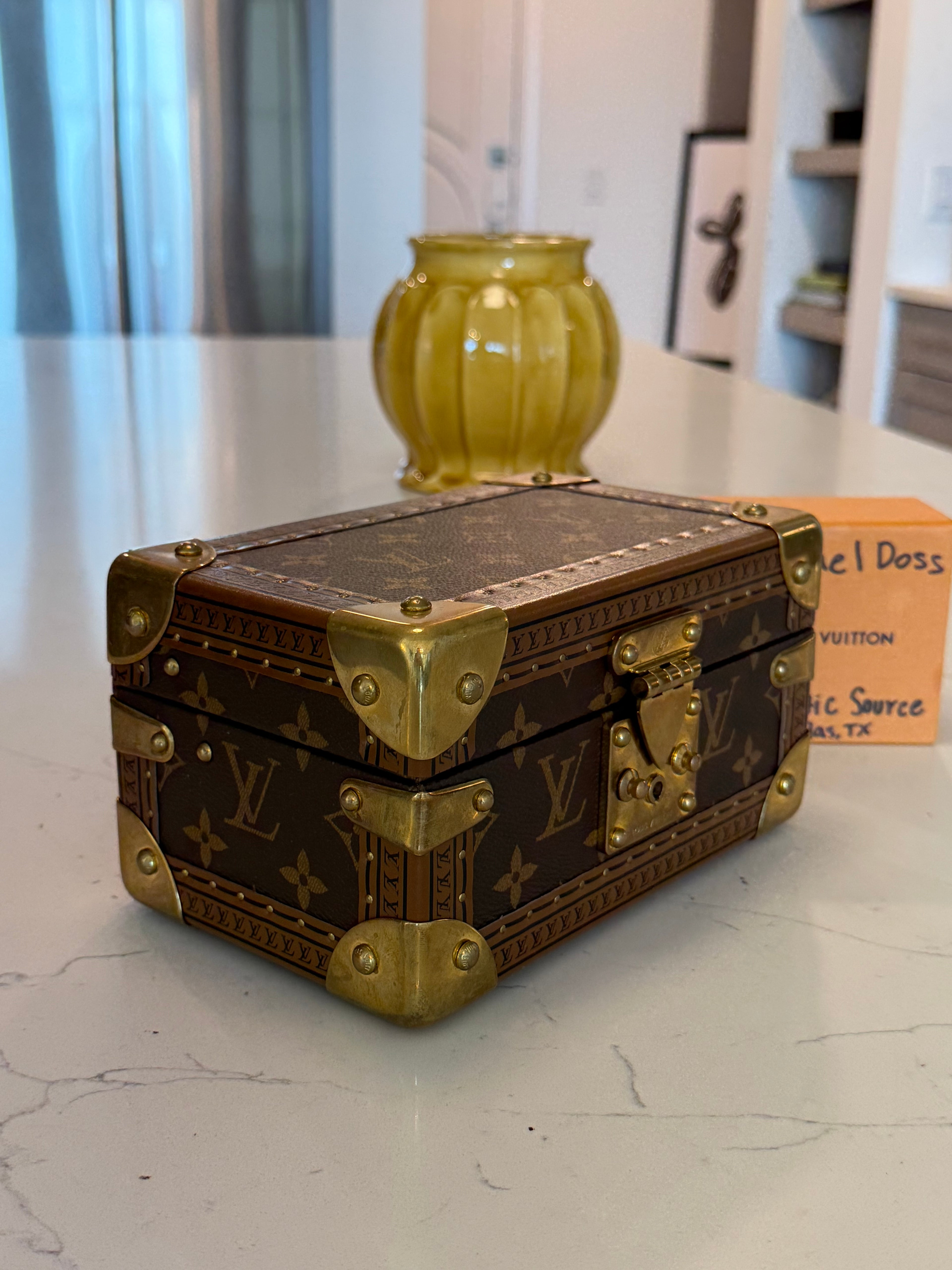 Louis Vuitton Coffret Tresor 24