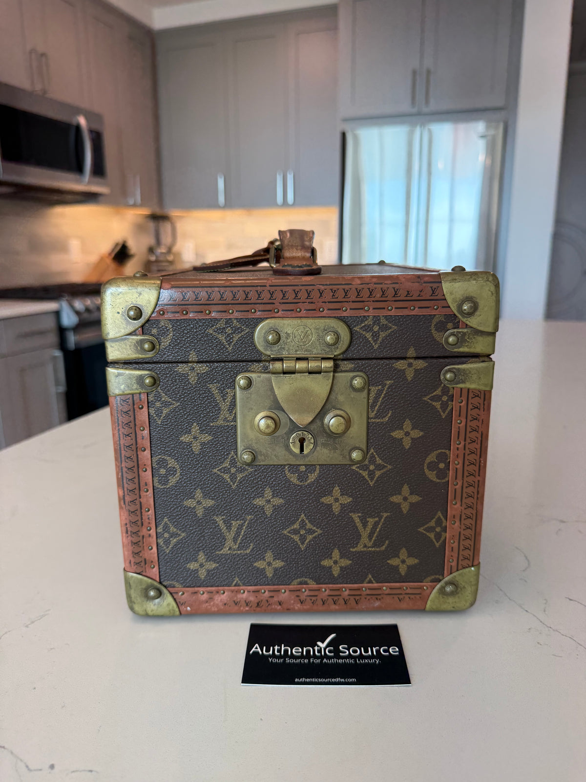 Louis Vuitton Boite Falcons Vanity Trunk