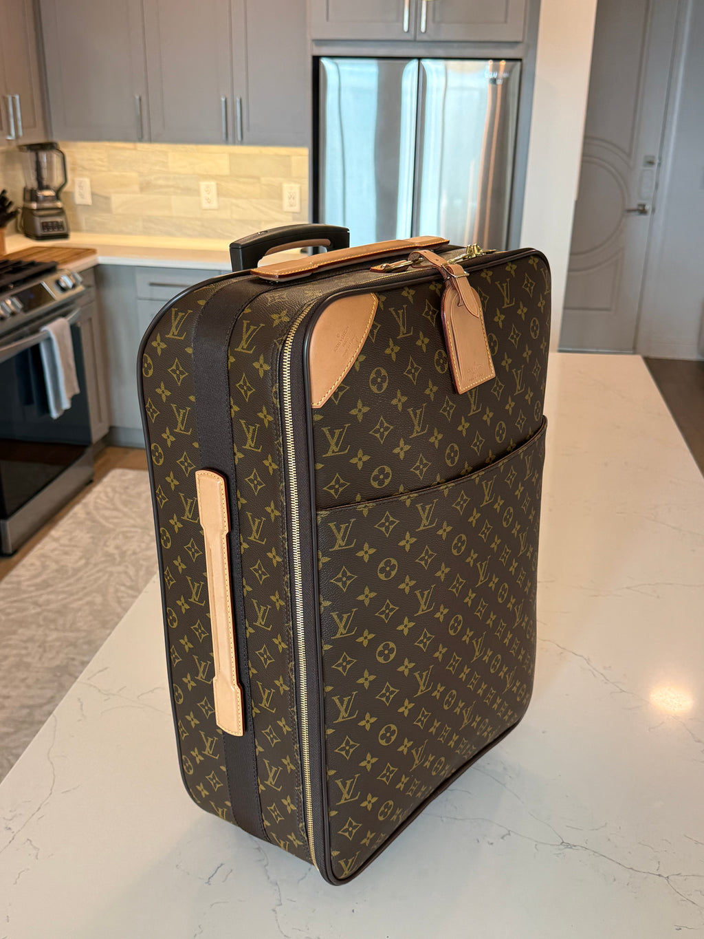 Louis Vuitton Pegase 55 Carry On