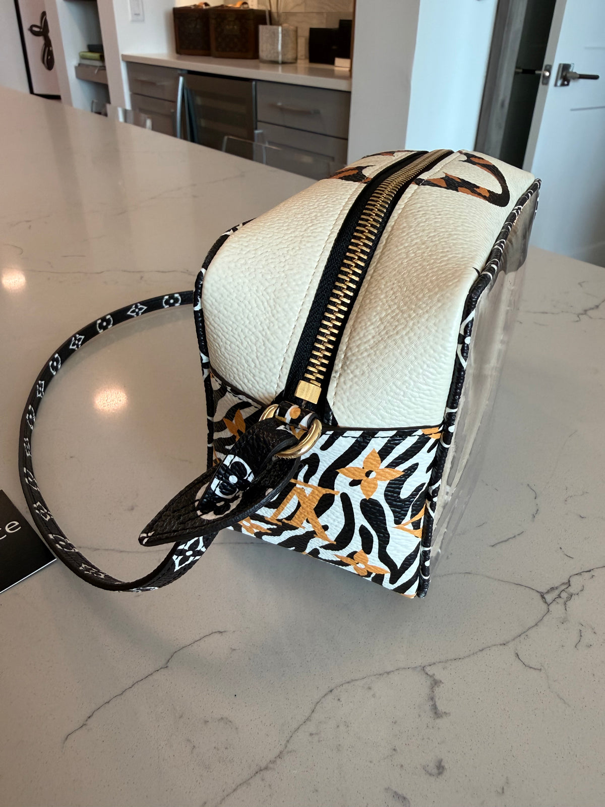 Louis Vuitton Beach Pouch Jungle Rare