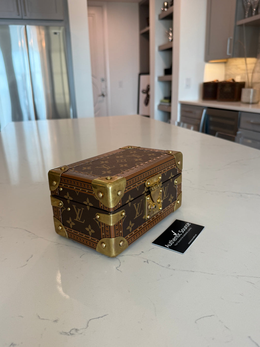 Louis Vuitton Coffret Tresor