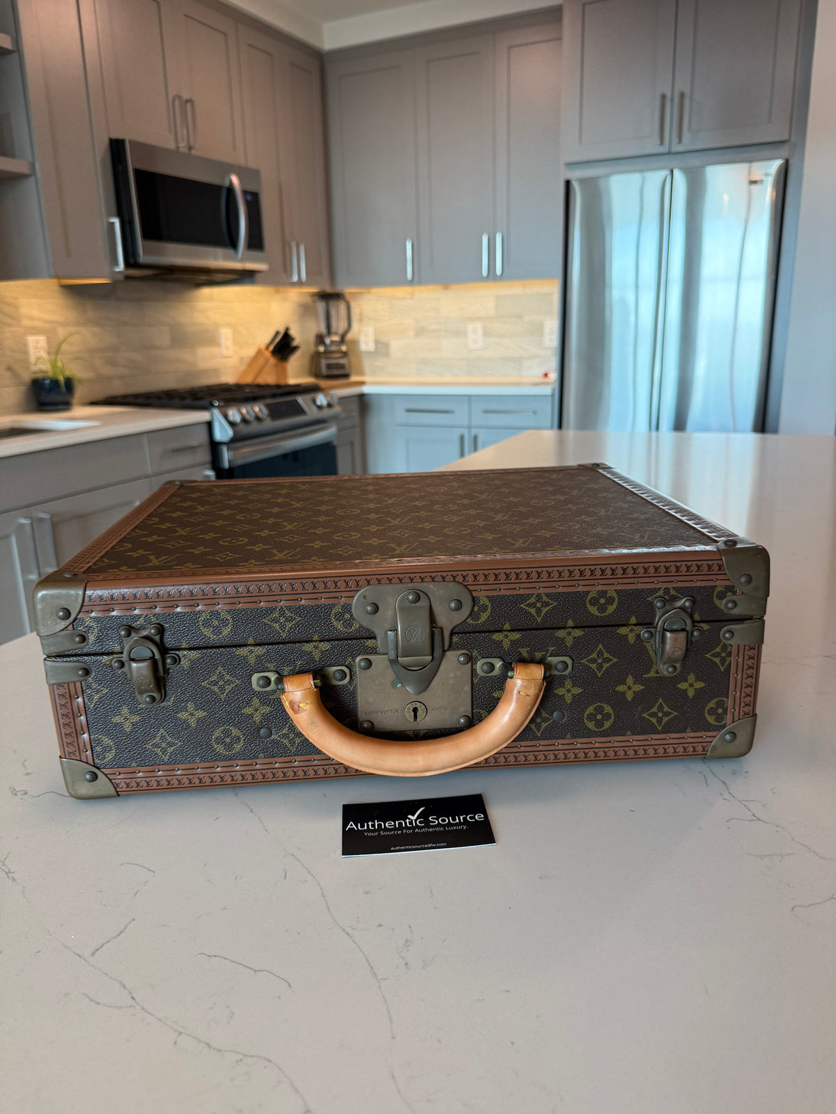 Louis Vuitton Cotteville 45