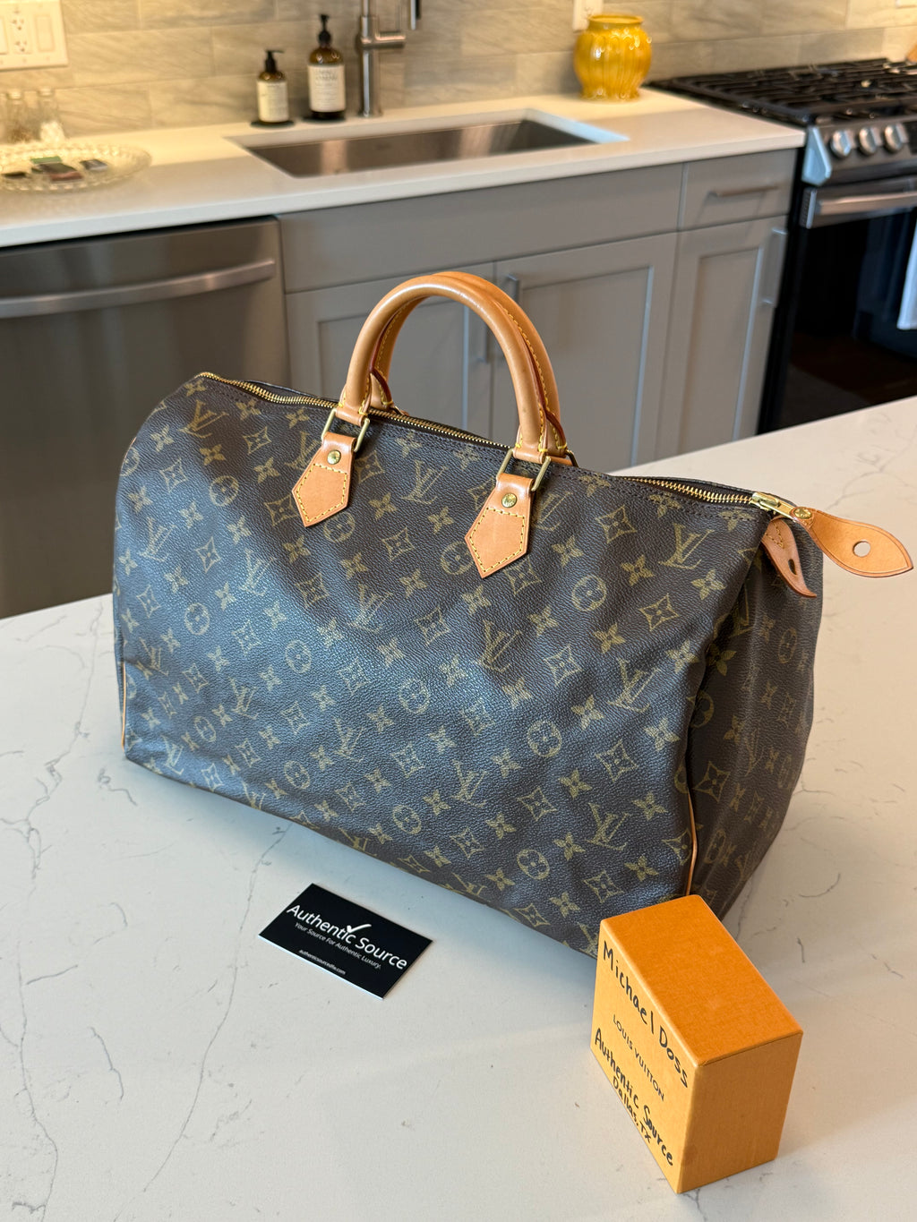 Louis Vuitton Speedy 40 Monogram