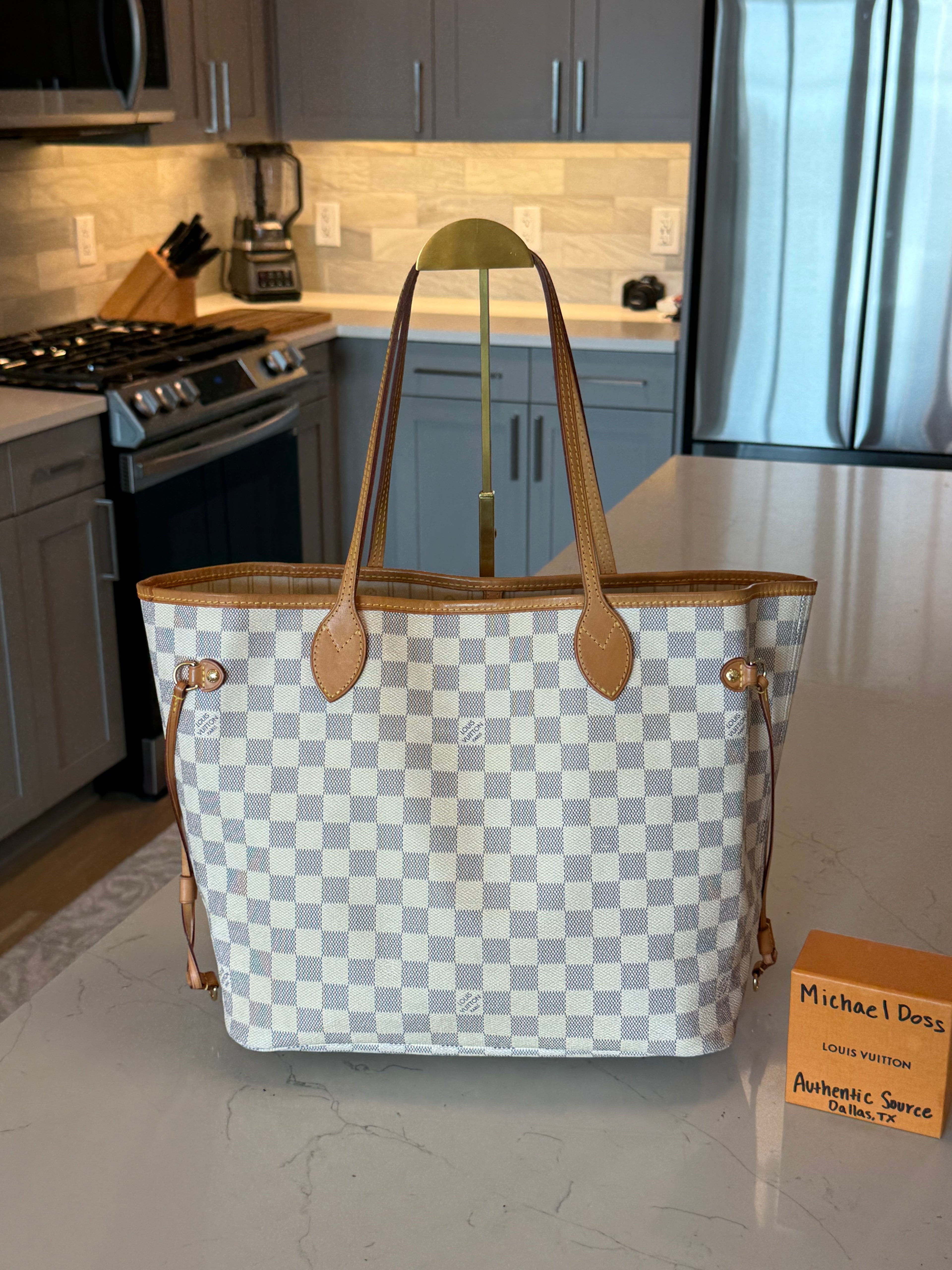 Louis Vuitton Neverfull MM Damier Azur