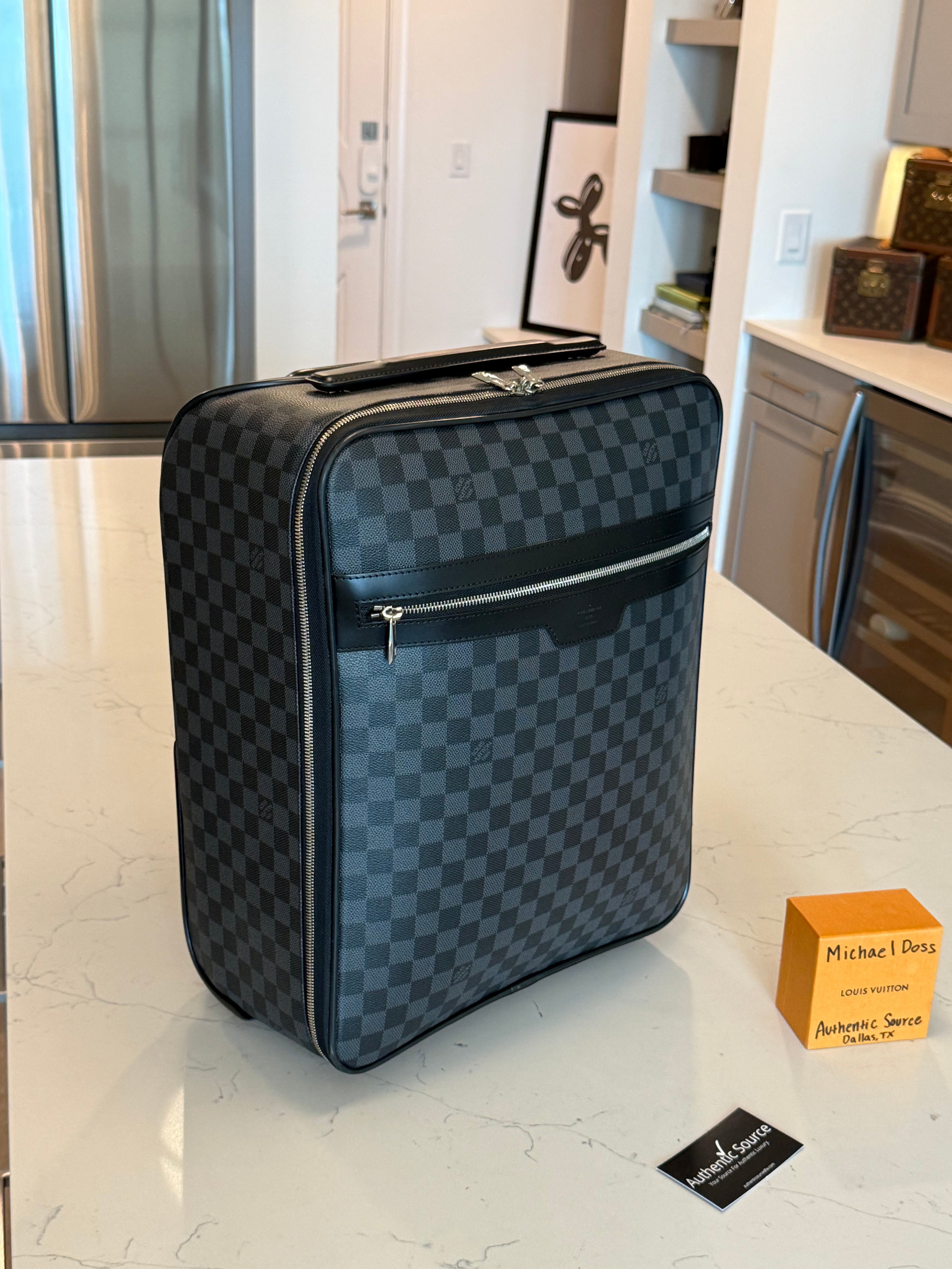 Louis Vuitton Pegase 45 Damier Graphite