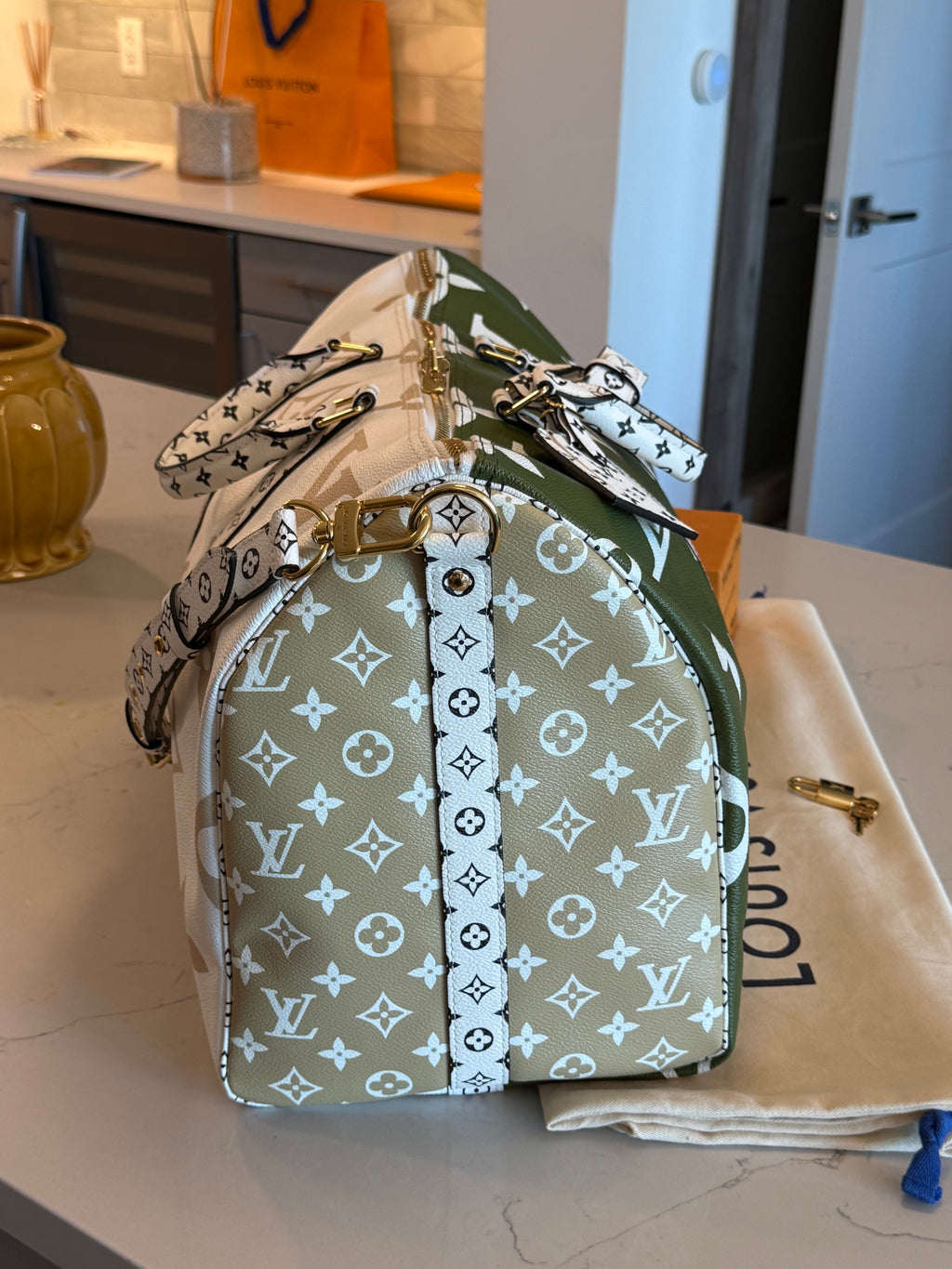 Louis Vuitton Keepall 50 Bandouliere Giant Khaki
