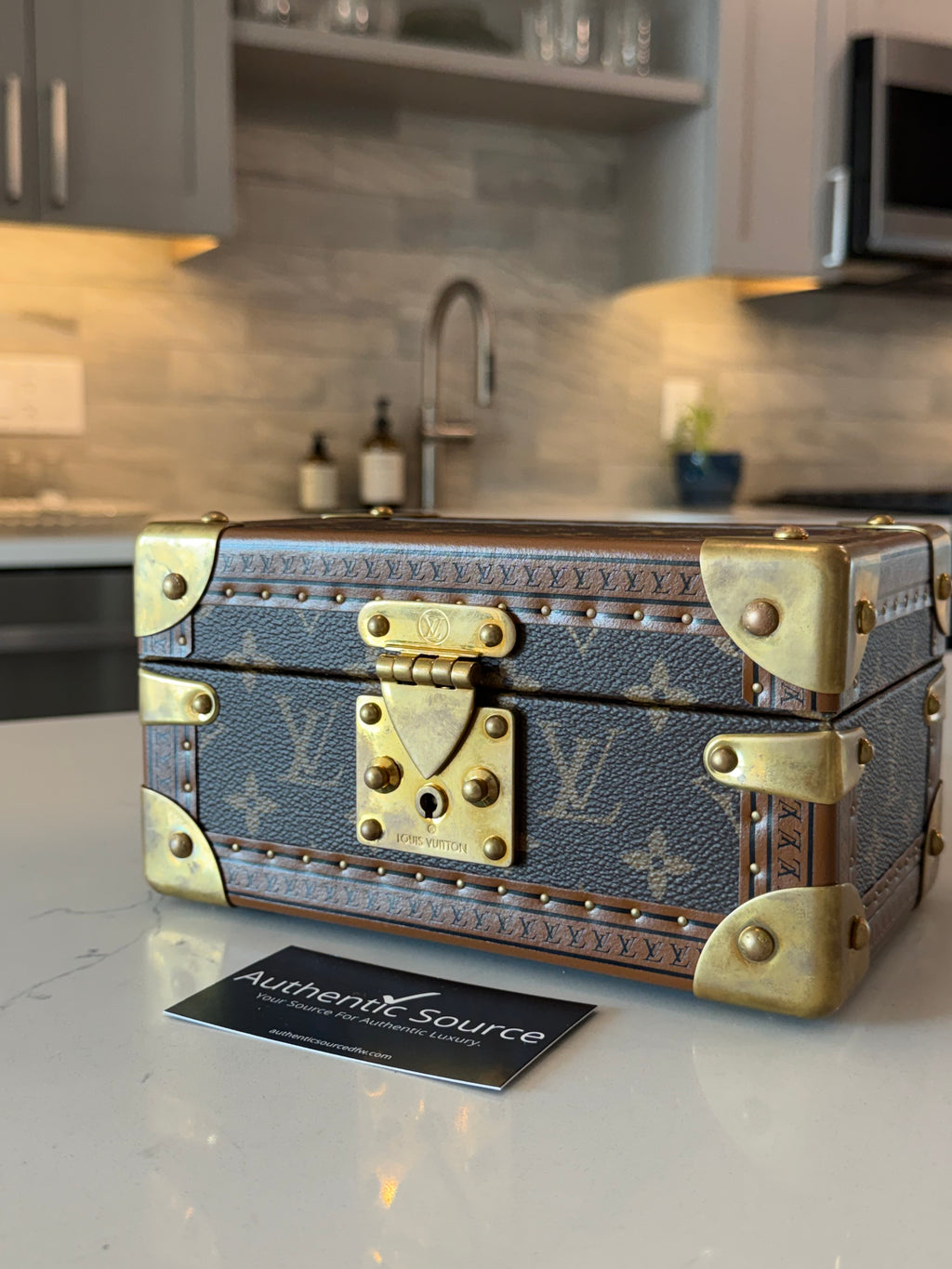 Louis Vuitton Coffret Tresor