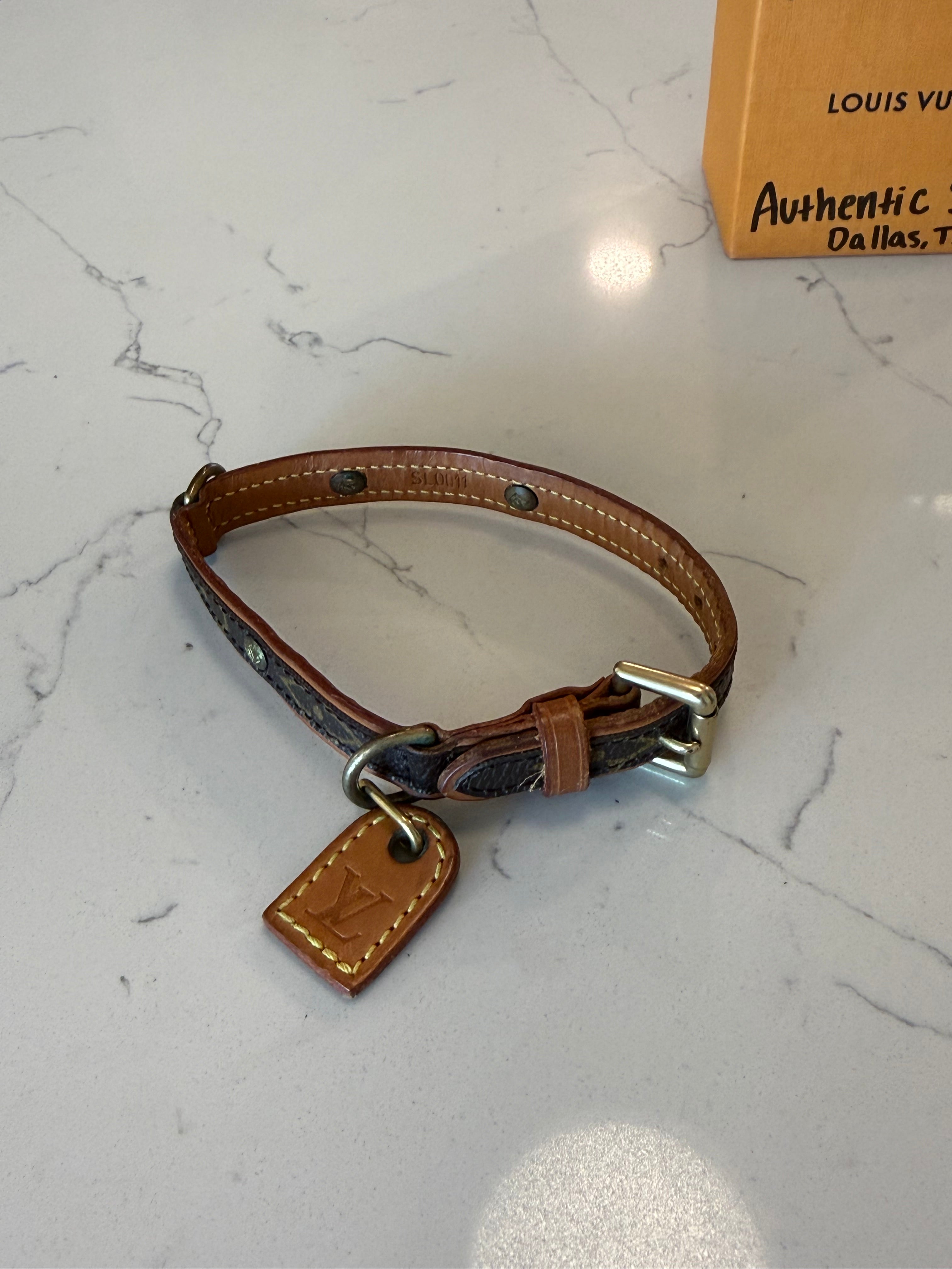 Louis Vuitton Baxter Pet Collar PM