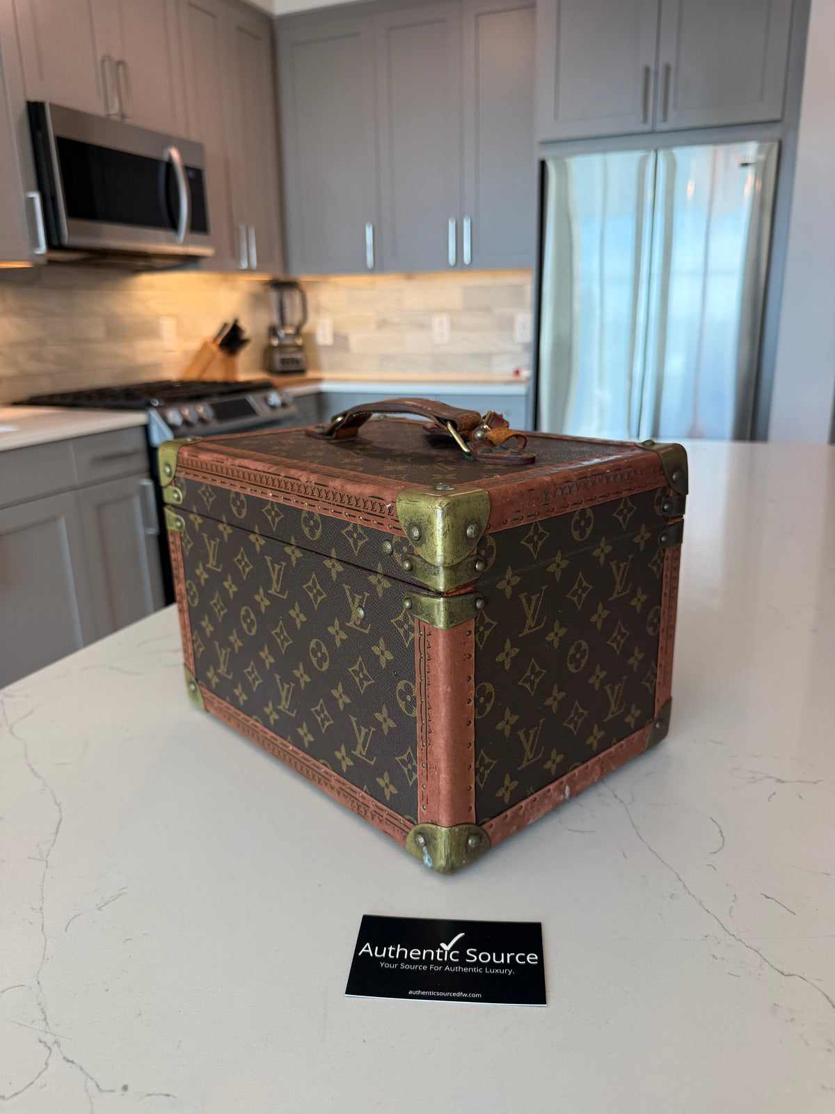 Louis Vuitton Boite Falcons Vanity Trunk