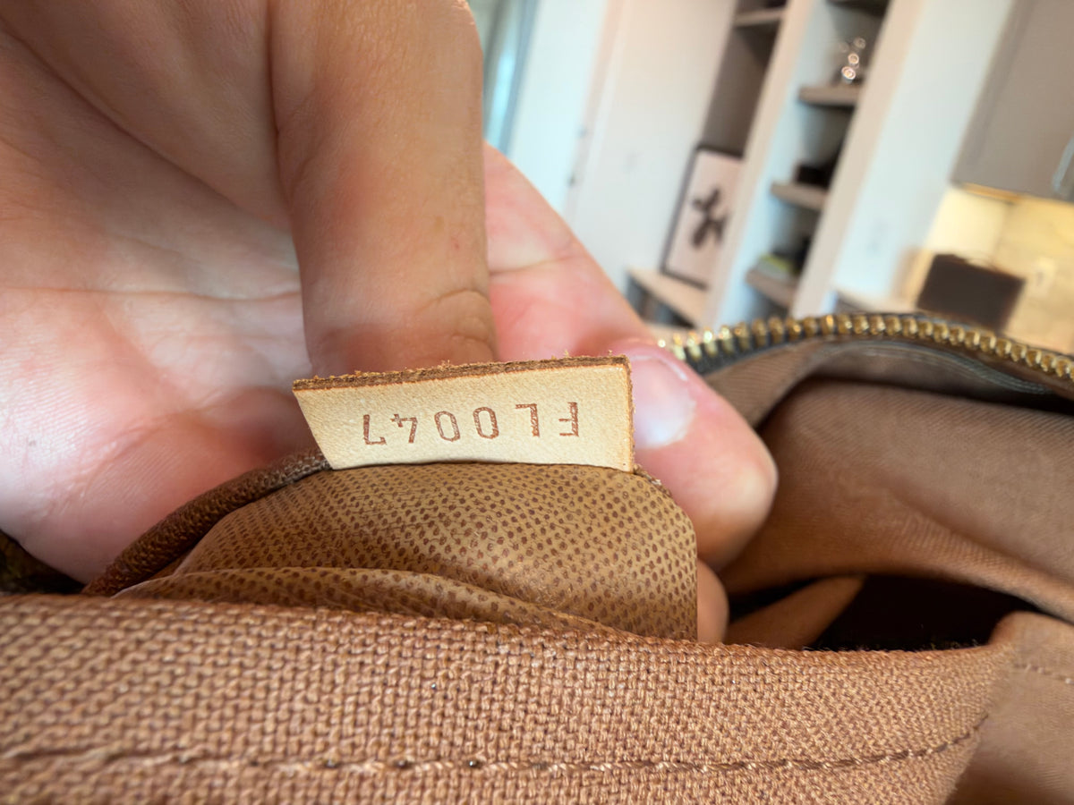Louis Vuitton Eole 50 Rolling Duffle