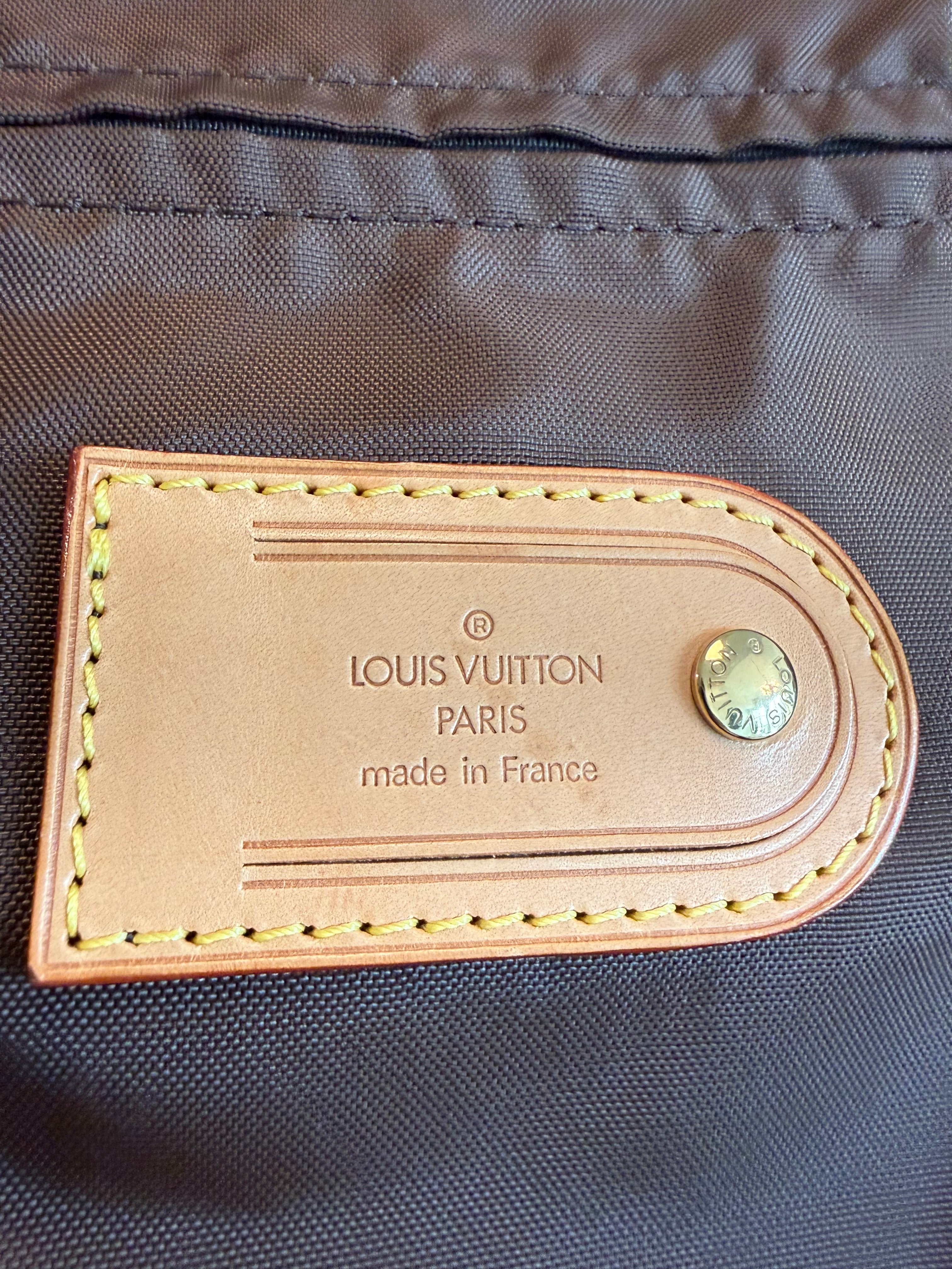 Louis Vuitton Pegase 45 Rolling Luggage