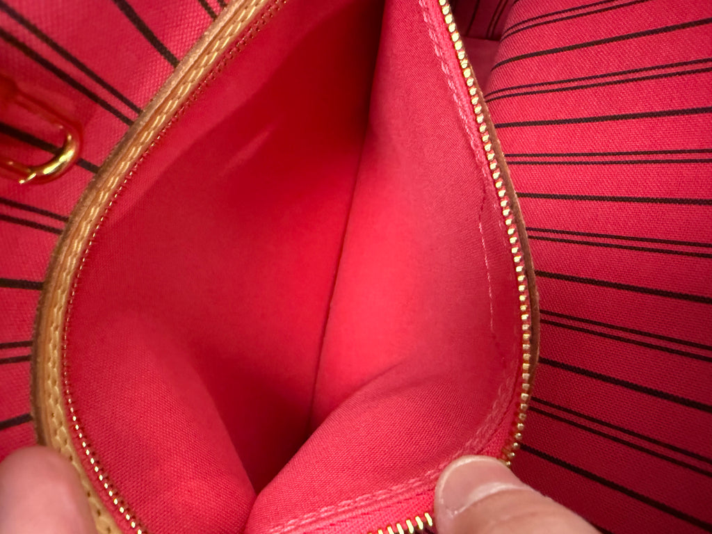 Louis Vuitton Neverfull MM Love Lock Limited Edition