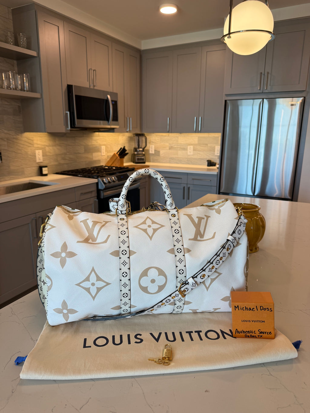 Louis Vuitton Keepall 50 Bandouliere Giant Khaki