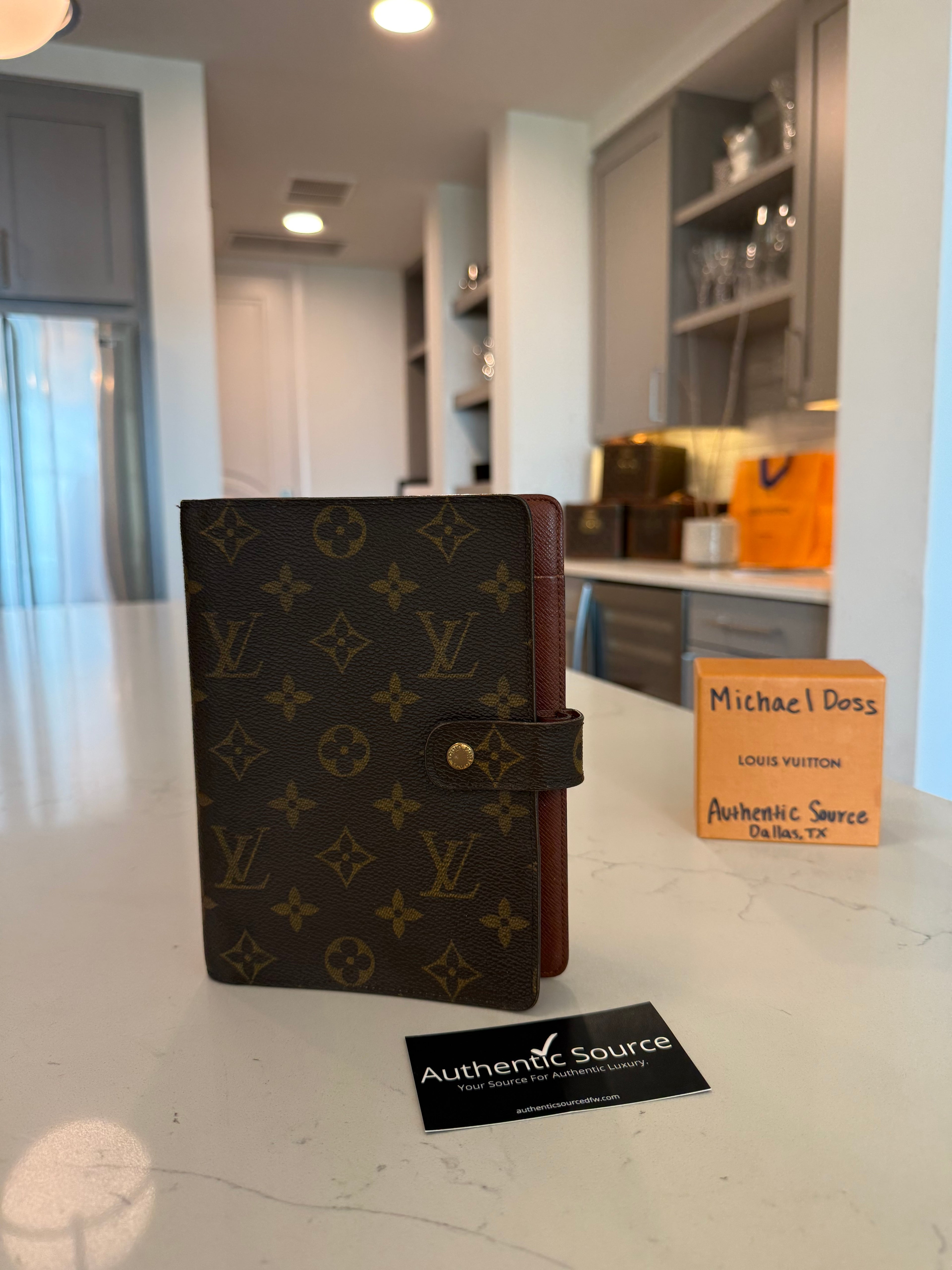 Louis Vuitton Agenda MM