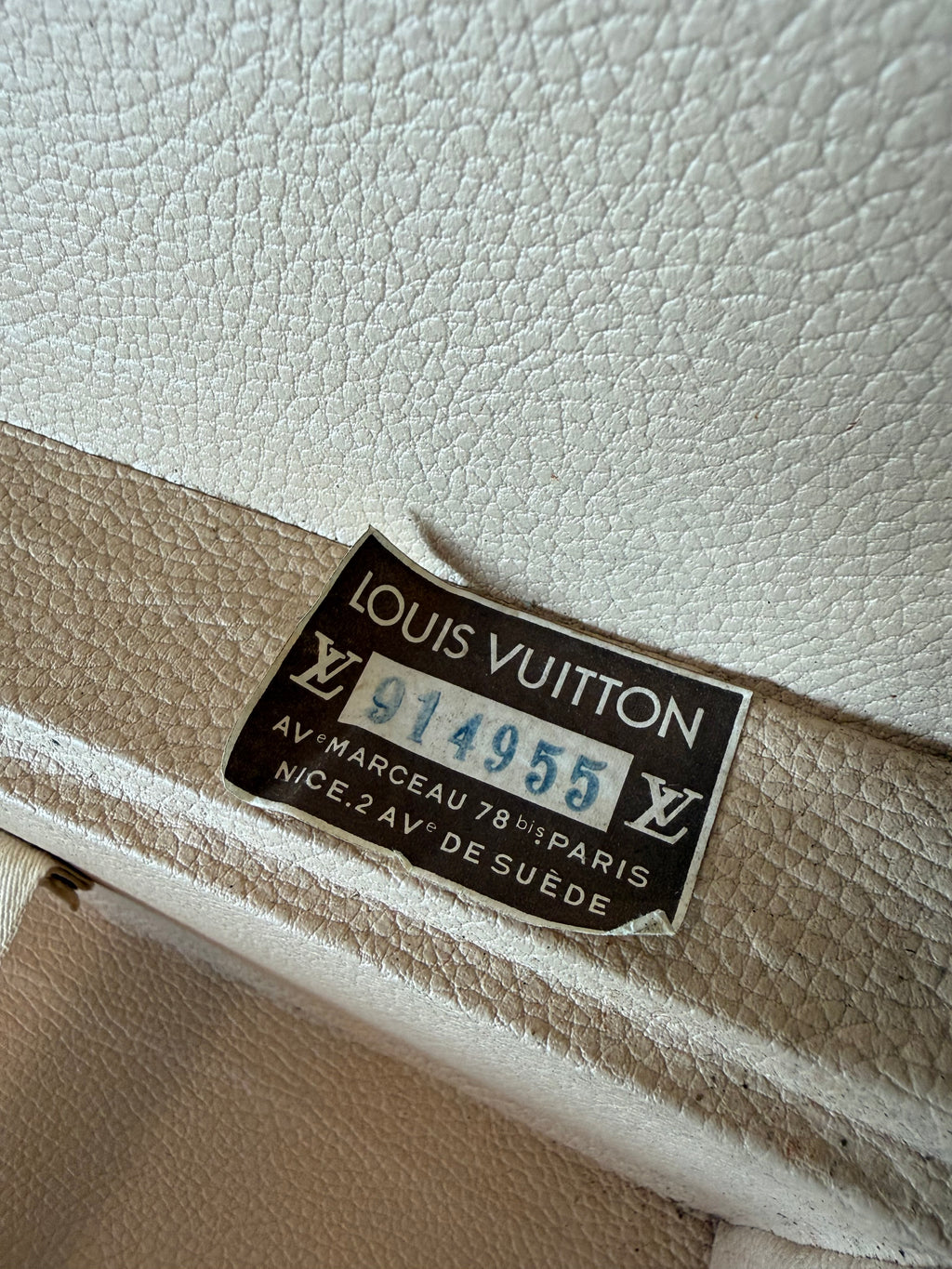 Louis Vuitton Bisten 65 Trunk