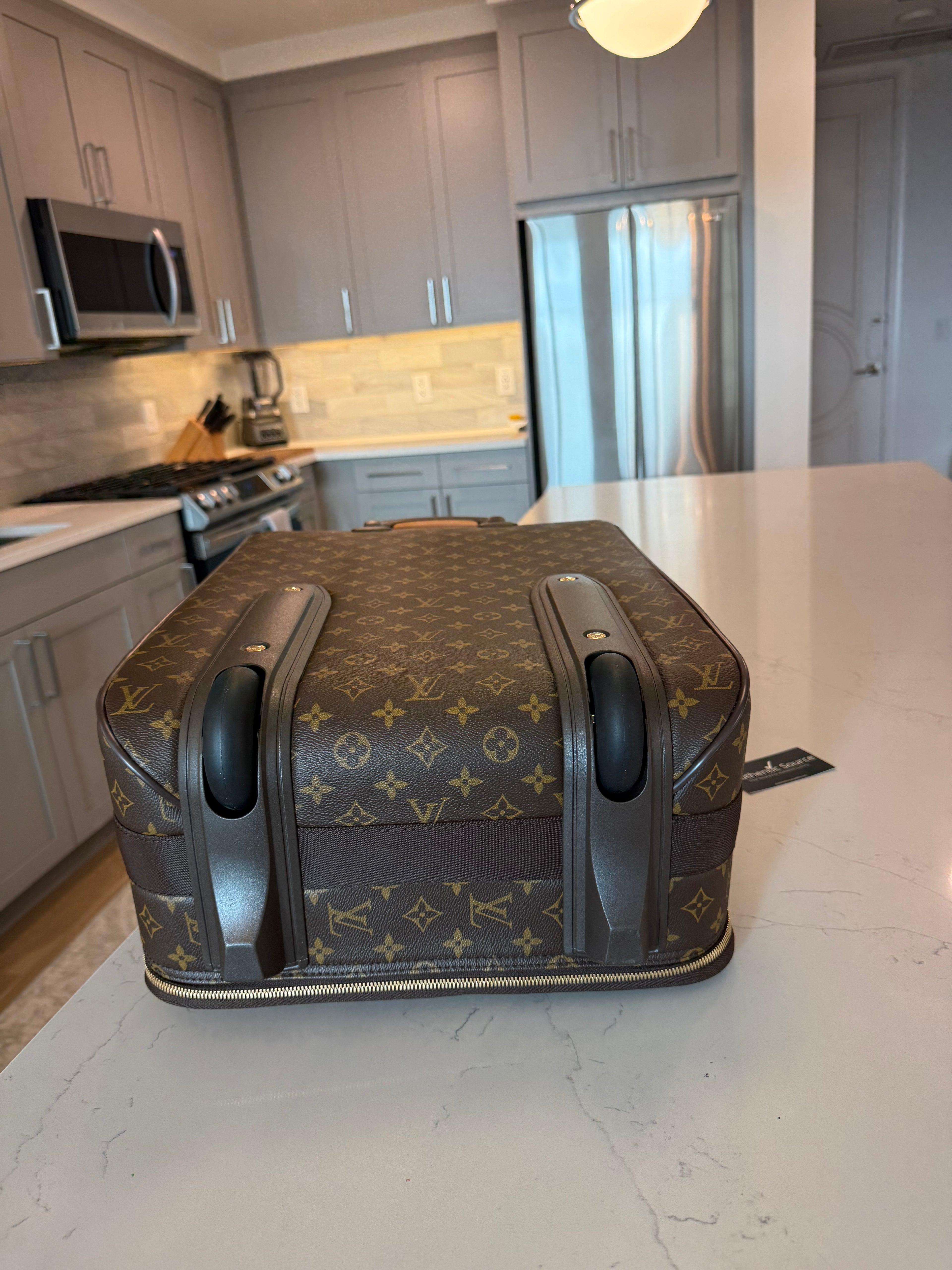 Louis Vuitton Pegase 55 Carry On