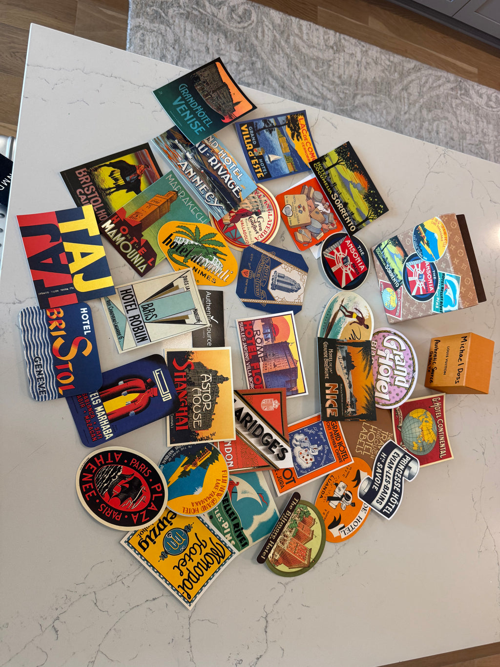 Louis Vuitton Collectors Hotel Post Cards/Stickers