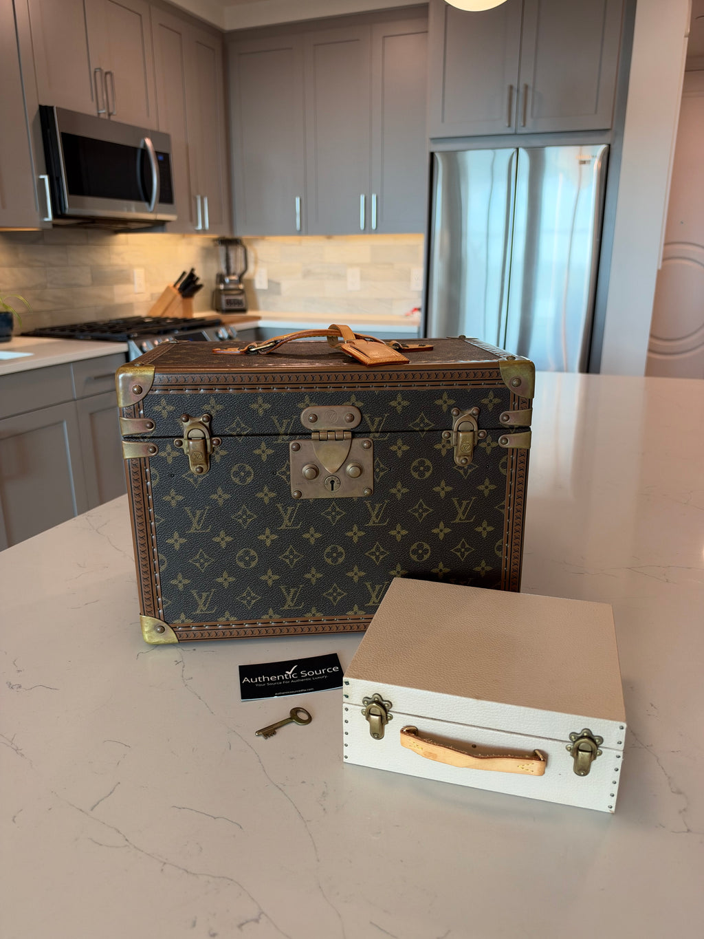 Louis Vuitton Boite Pharmacie Trunk