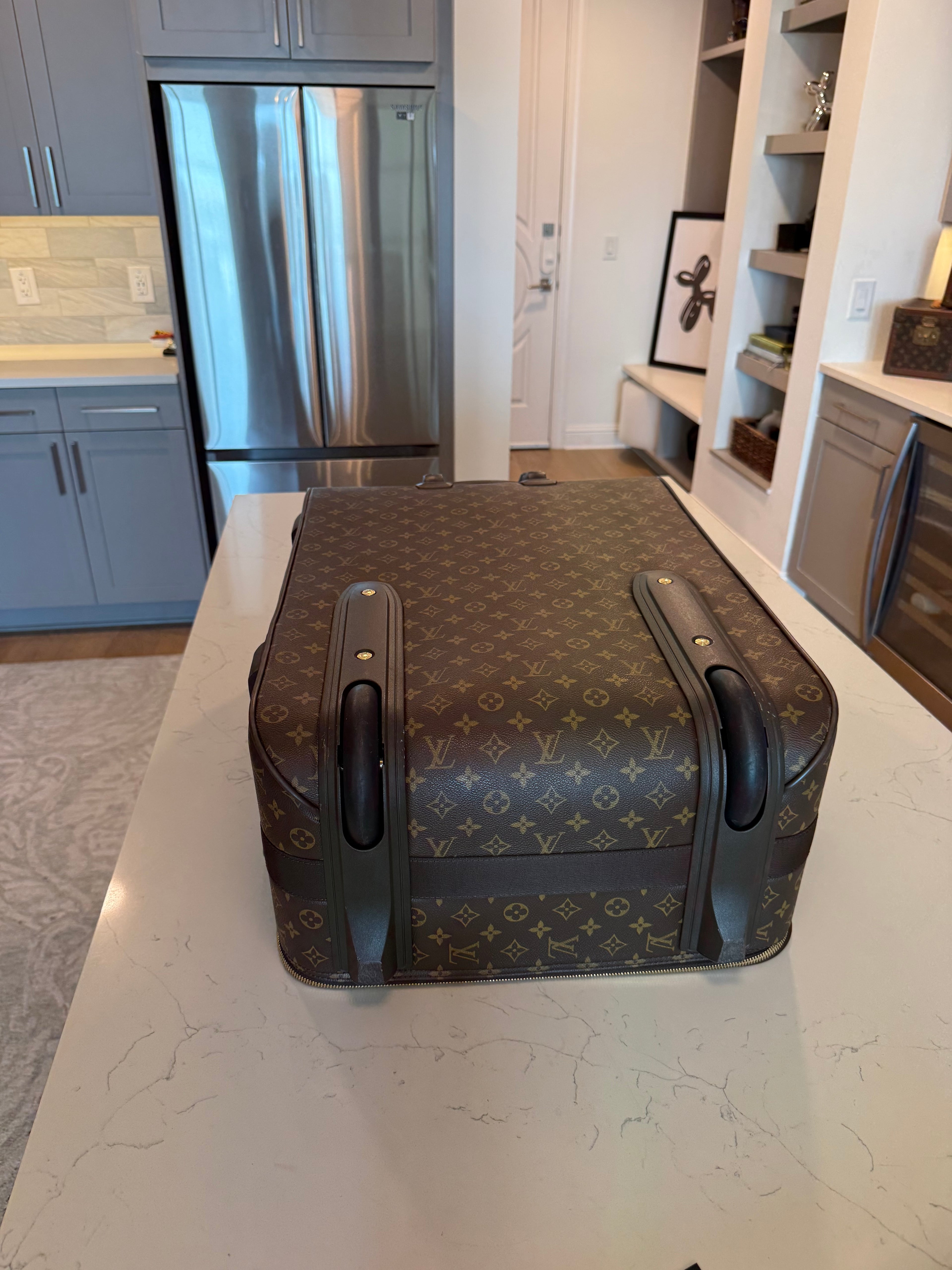 Louis Vuitton Pegase 70 Rolling Luggage