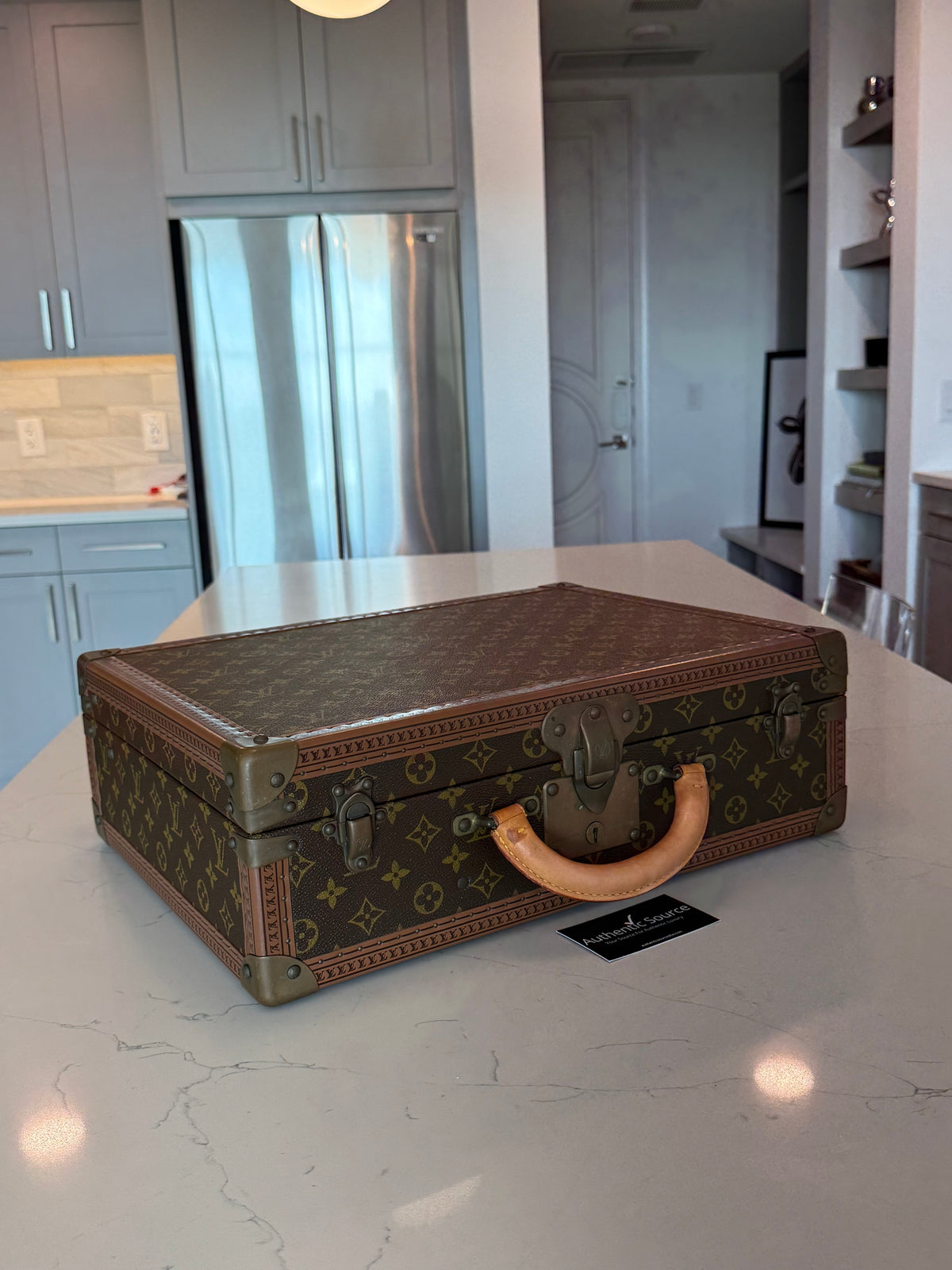 Louis Vuitton Cotteville 45