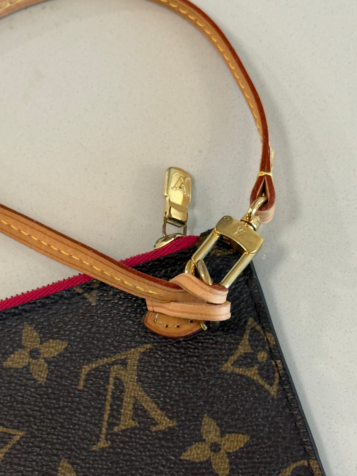 Louis Vuitton Clutch/Pouch