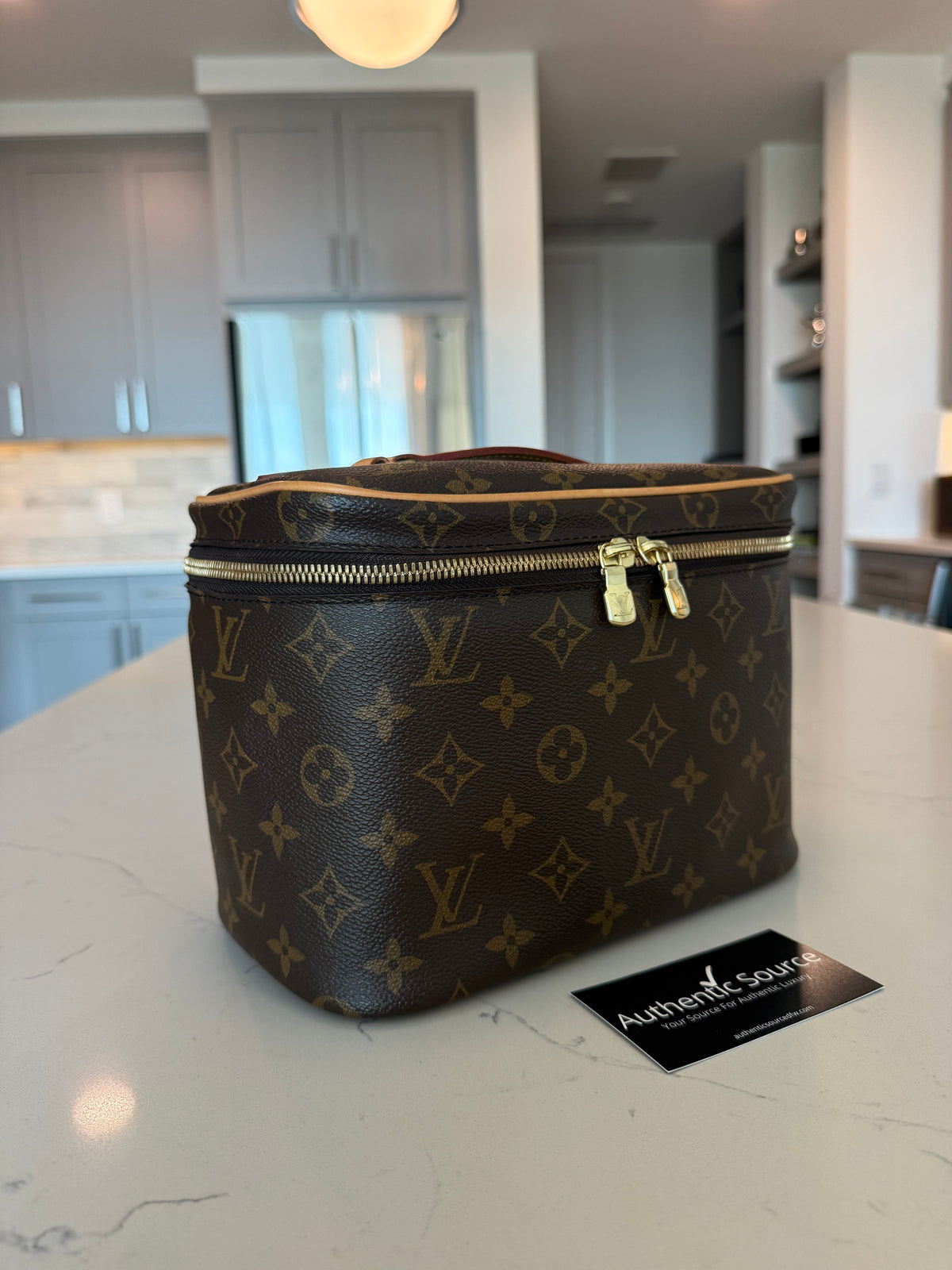 Louis Vuitton Nice BB Vanity