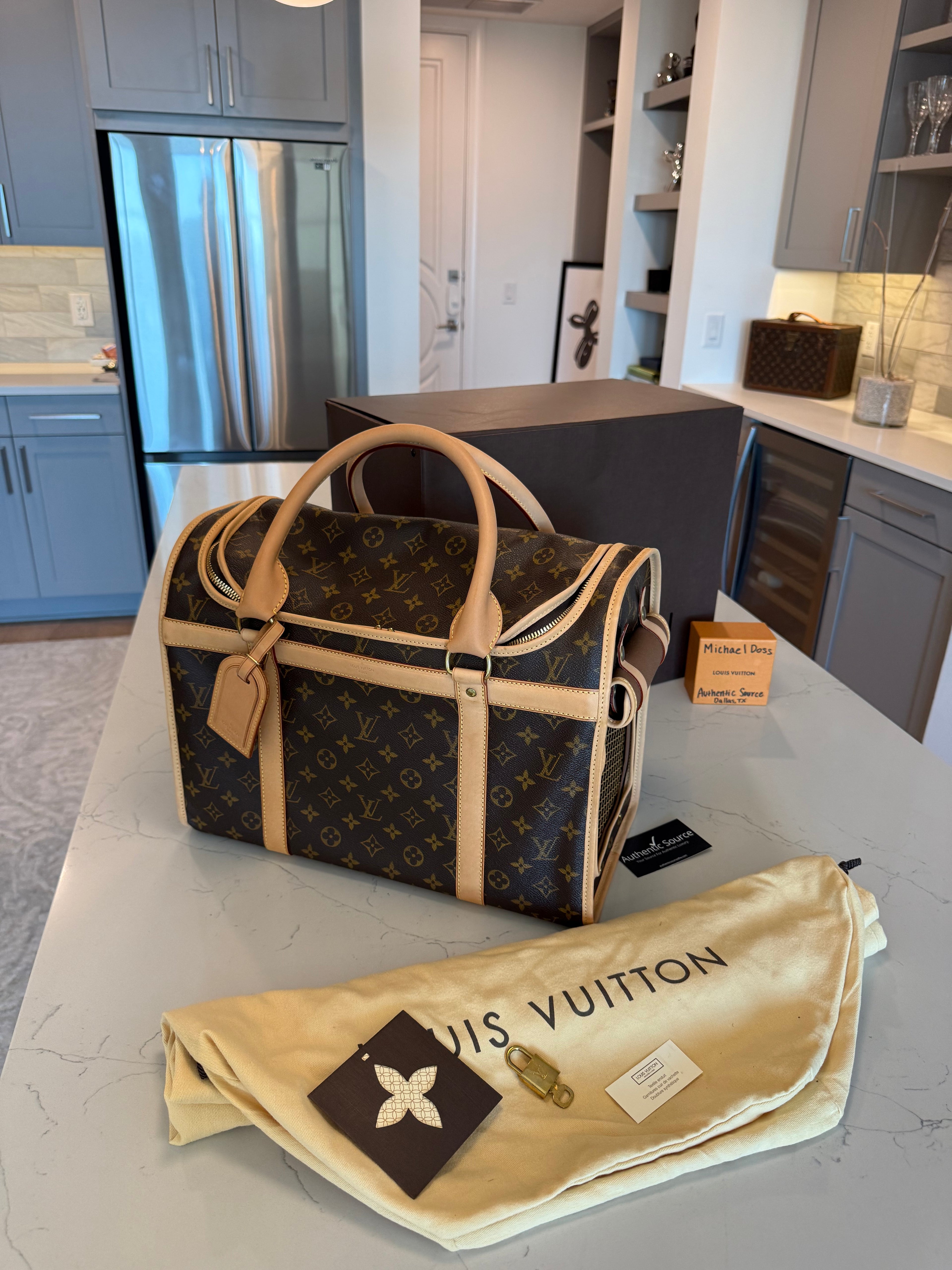 Louis Vuitton Sac Chein Pet Carrier