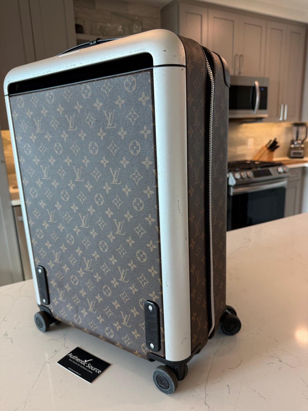 Louis Vuitton Horizon 55 Macassar