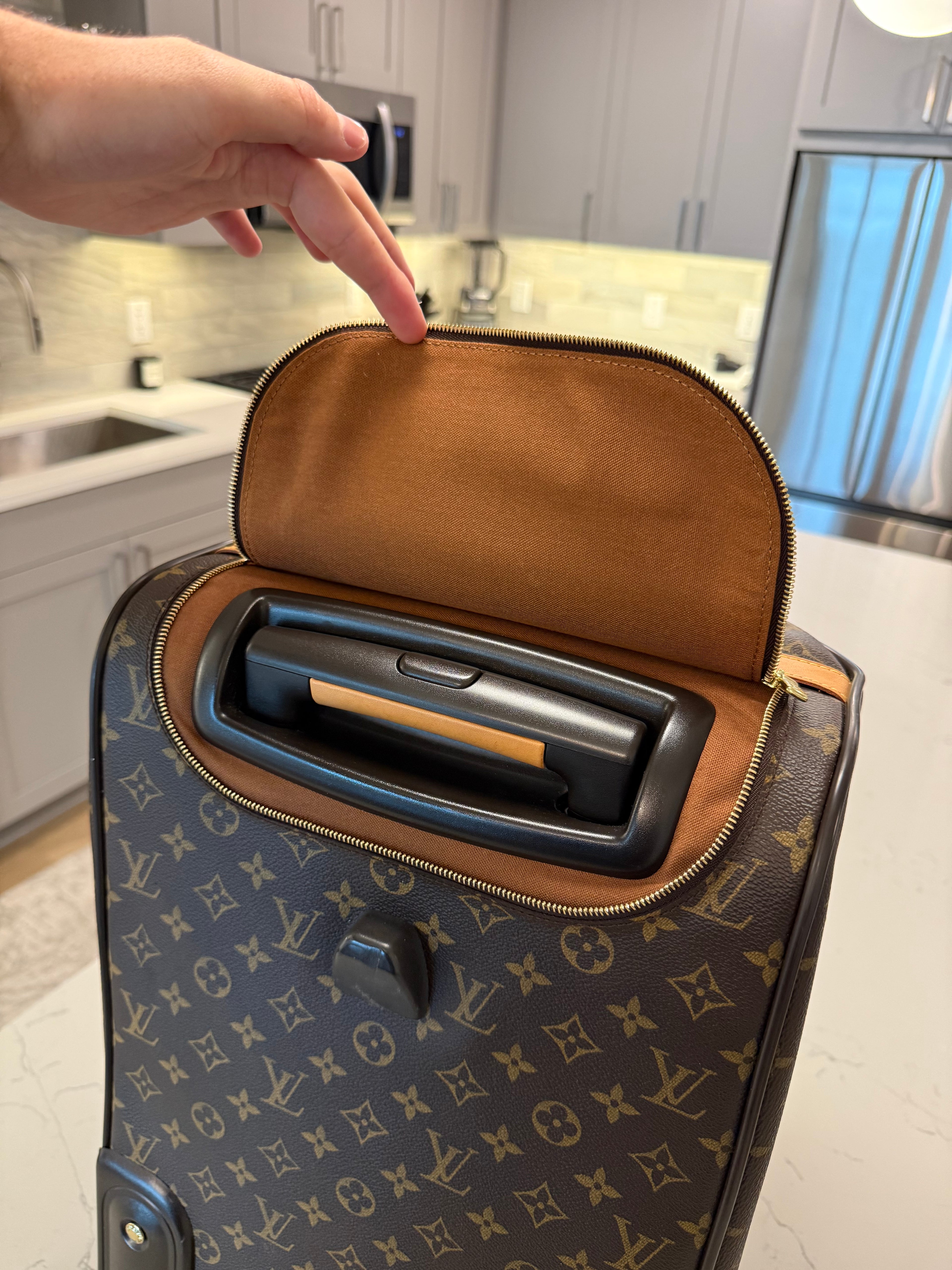 Louis Vuitton Eole 50 Rolling Duffle