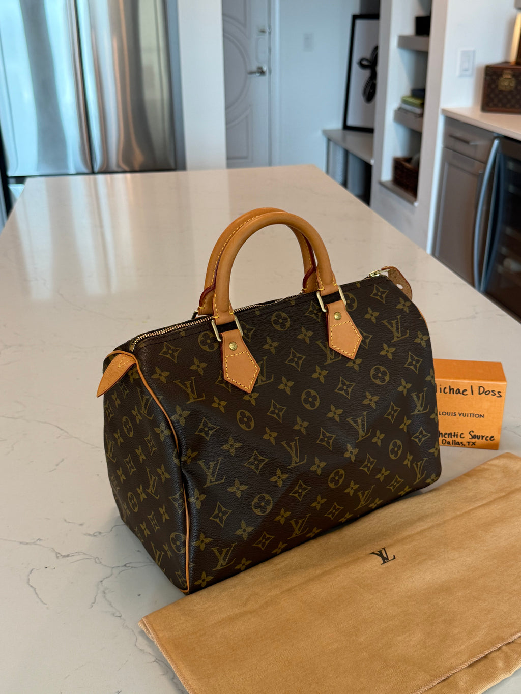 Louis Vuitton Speedy 30
