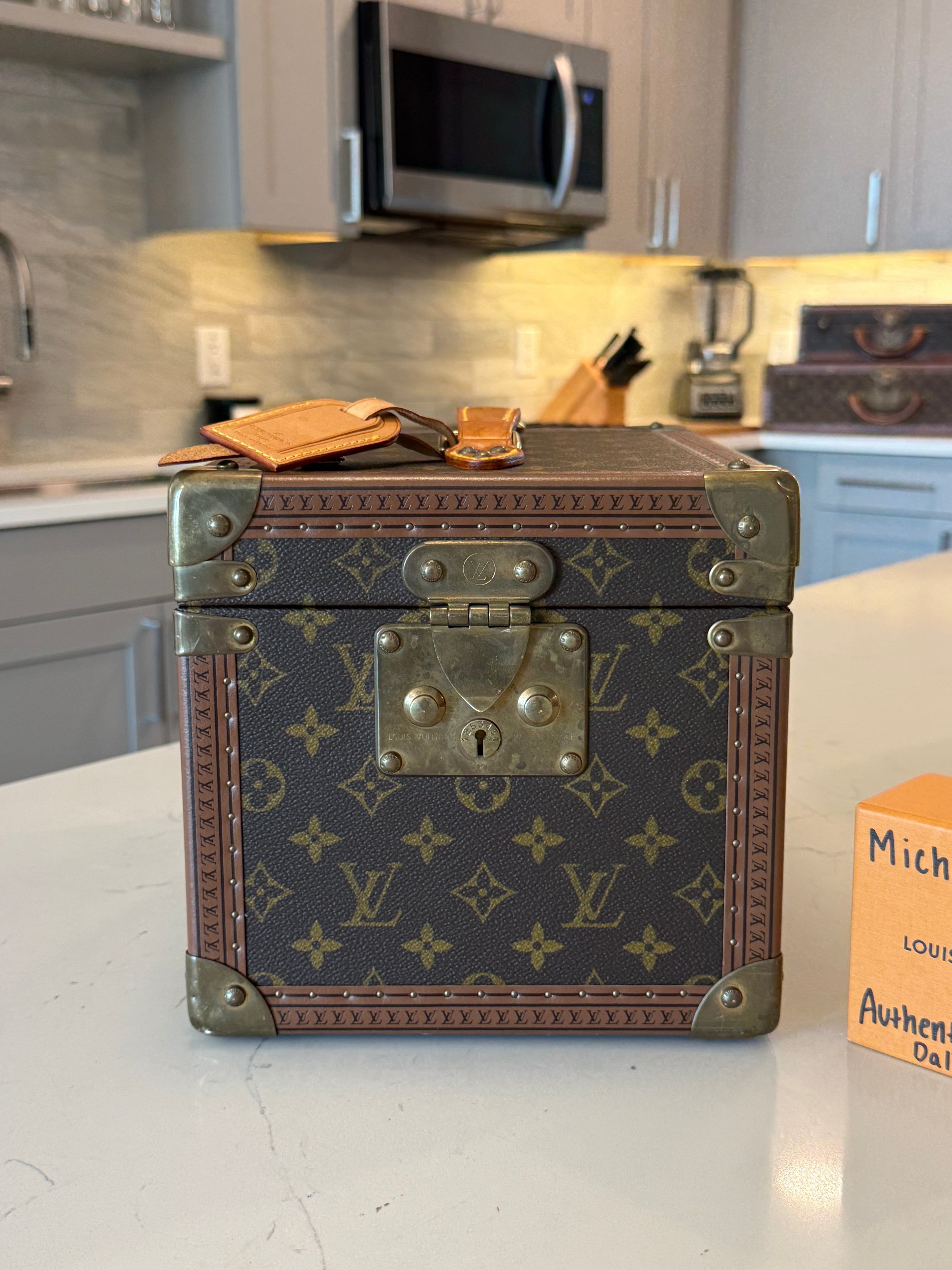 Louis Vuitton Boite Falcons Vanity Trunk