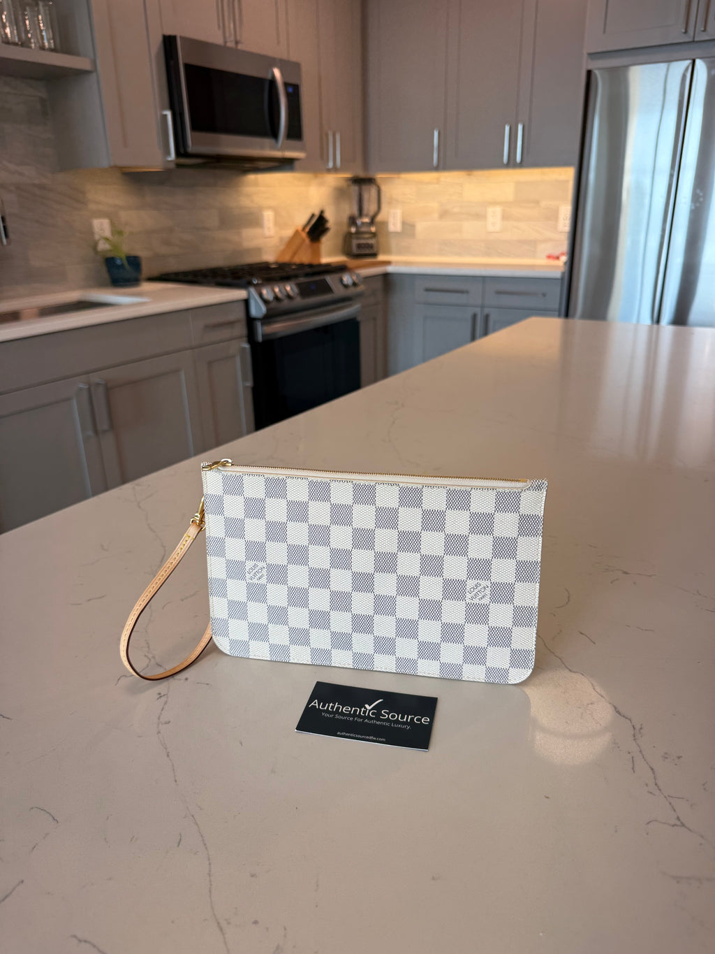 Louis Vuitton Clutch/Pouch Azur