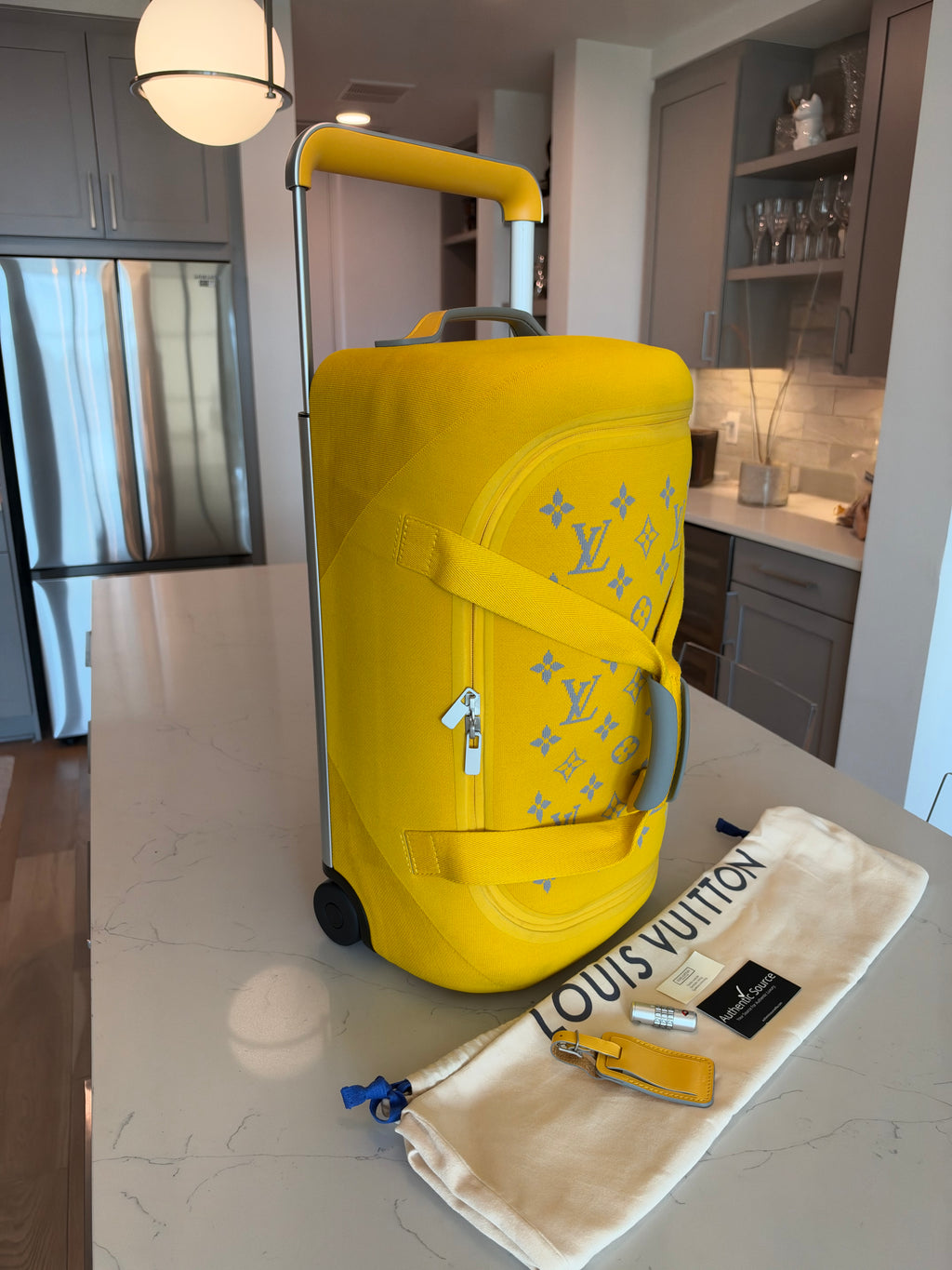 Louis Vuitton Soft Horizon Rolling Luggage