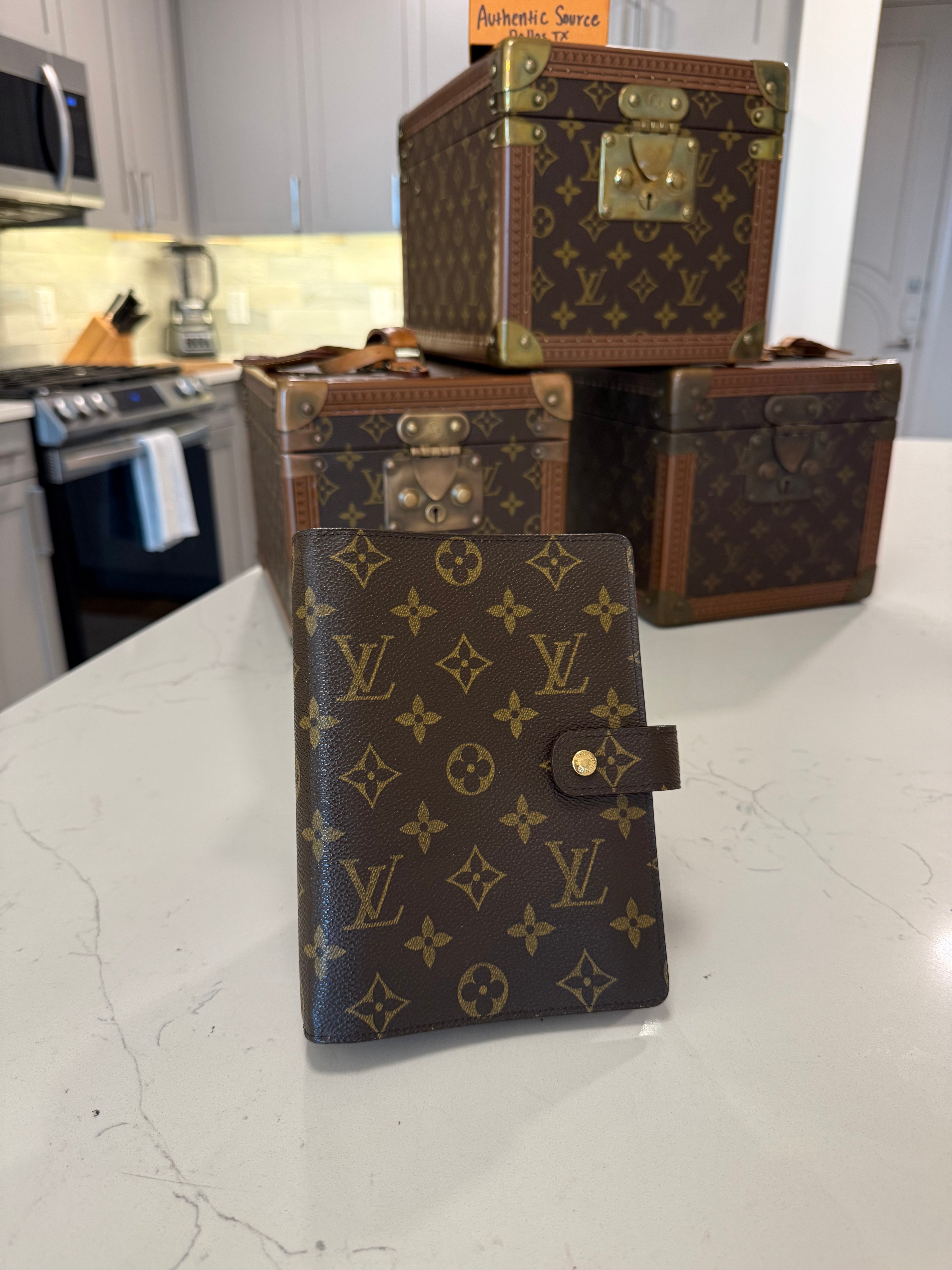 Louis Vuitton Agenda MM