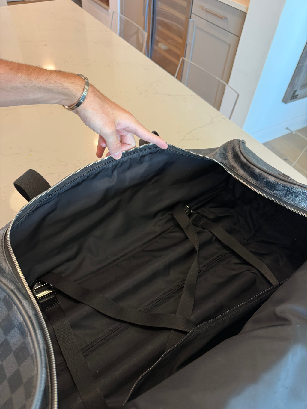 Louis Vuitton Neo Eole 65 Damier Graphite