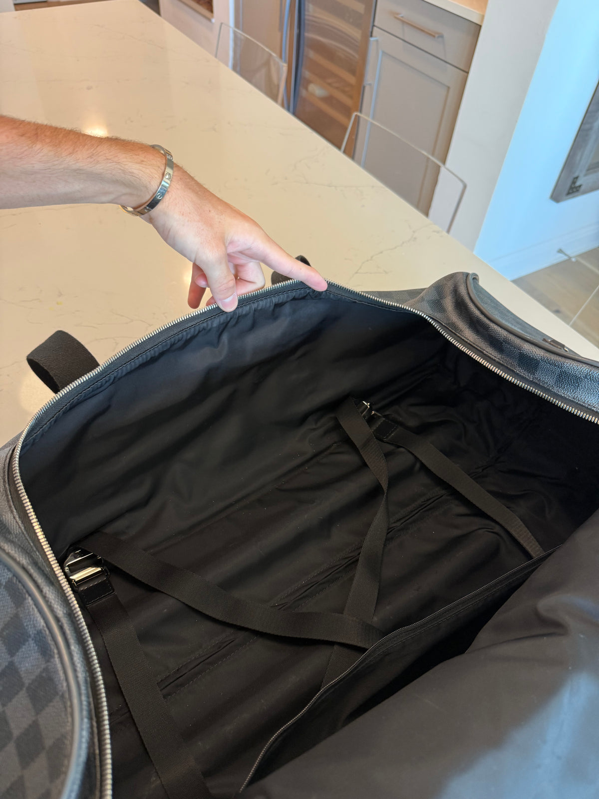 Louis Vuitton Neo Eole 65 Damier Graphite