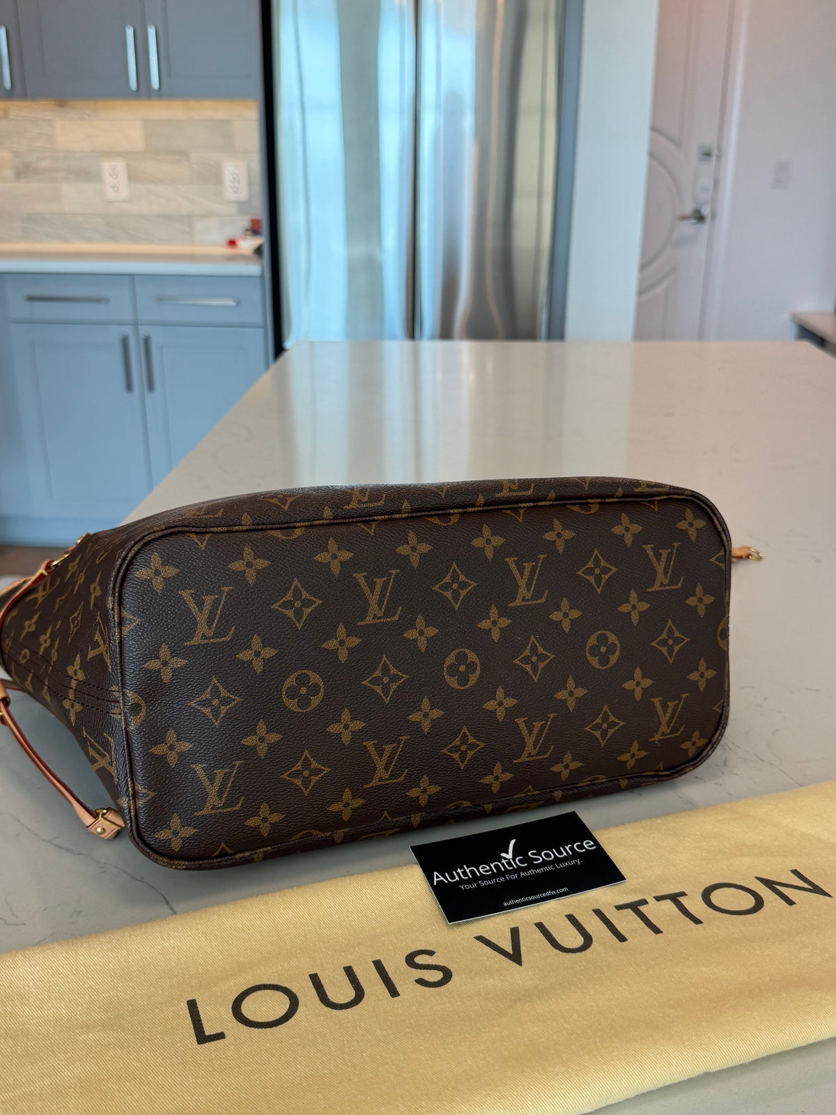 Louis Vuitton Neverfull MM
