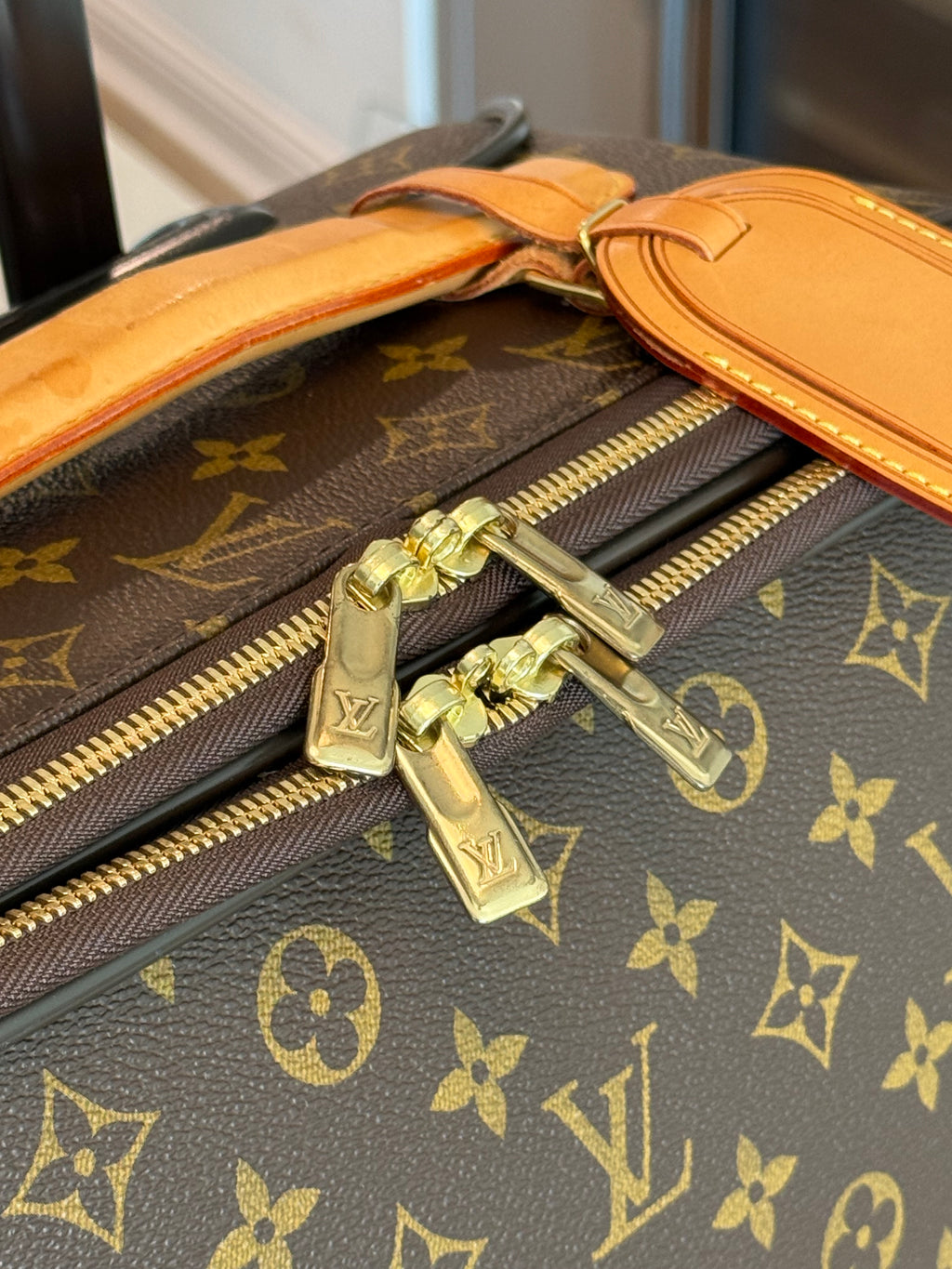 Pegase 55 Business Full Set with Protective Cover