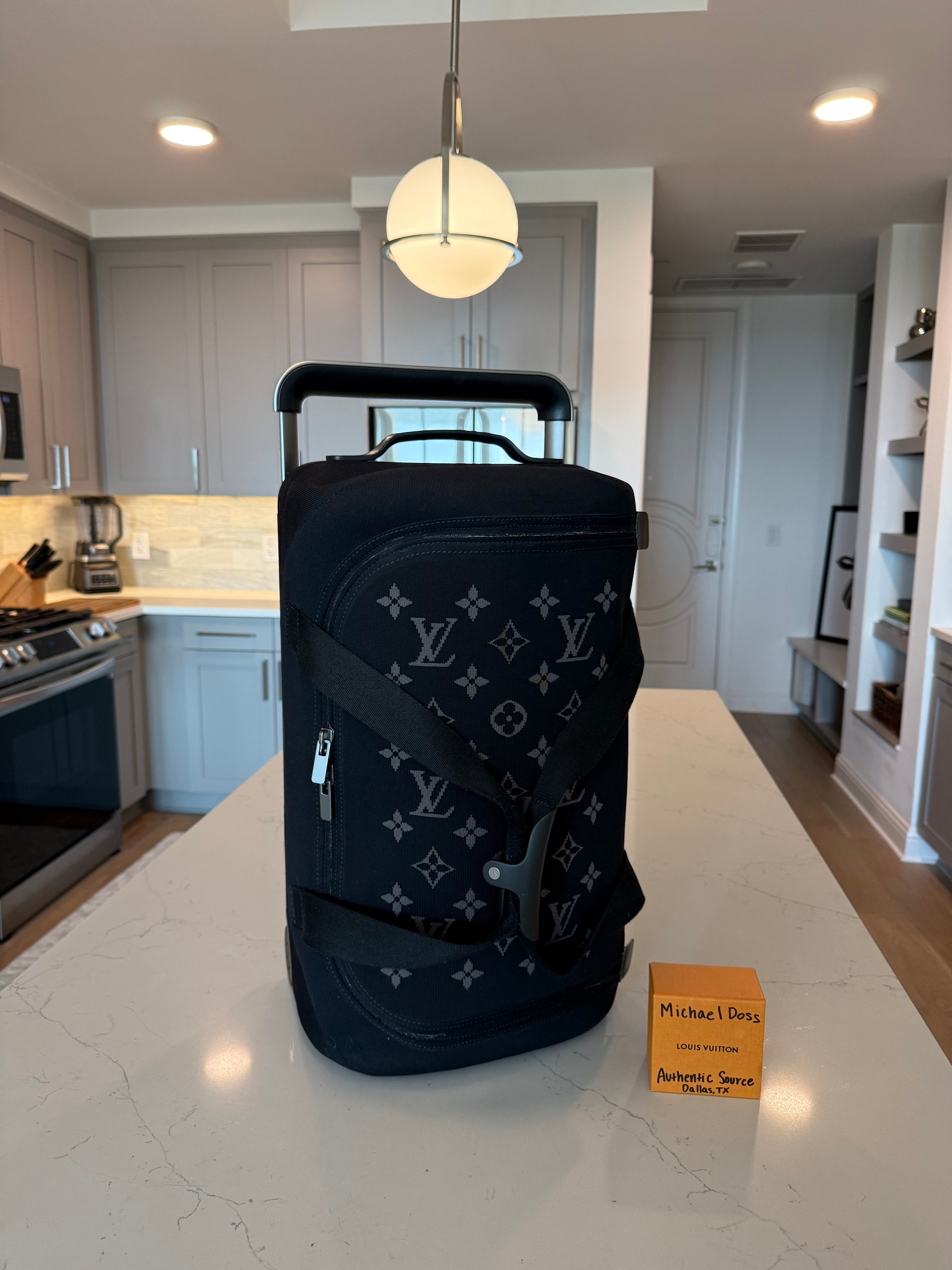 Louis Vuitton Soft Horizon Rolling Luggage