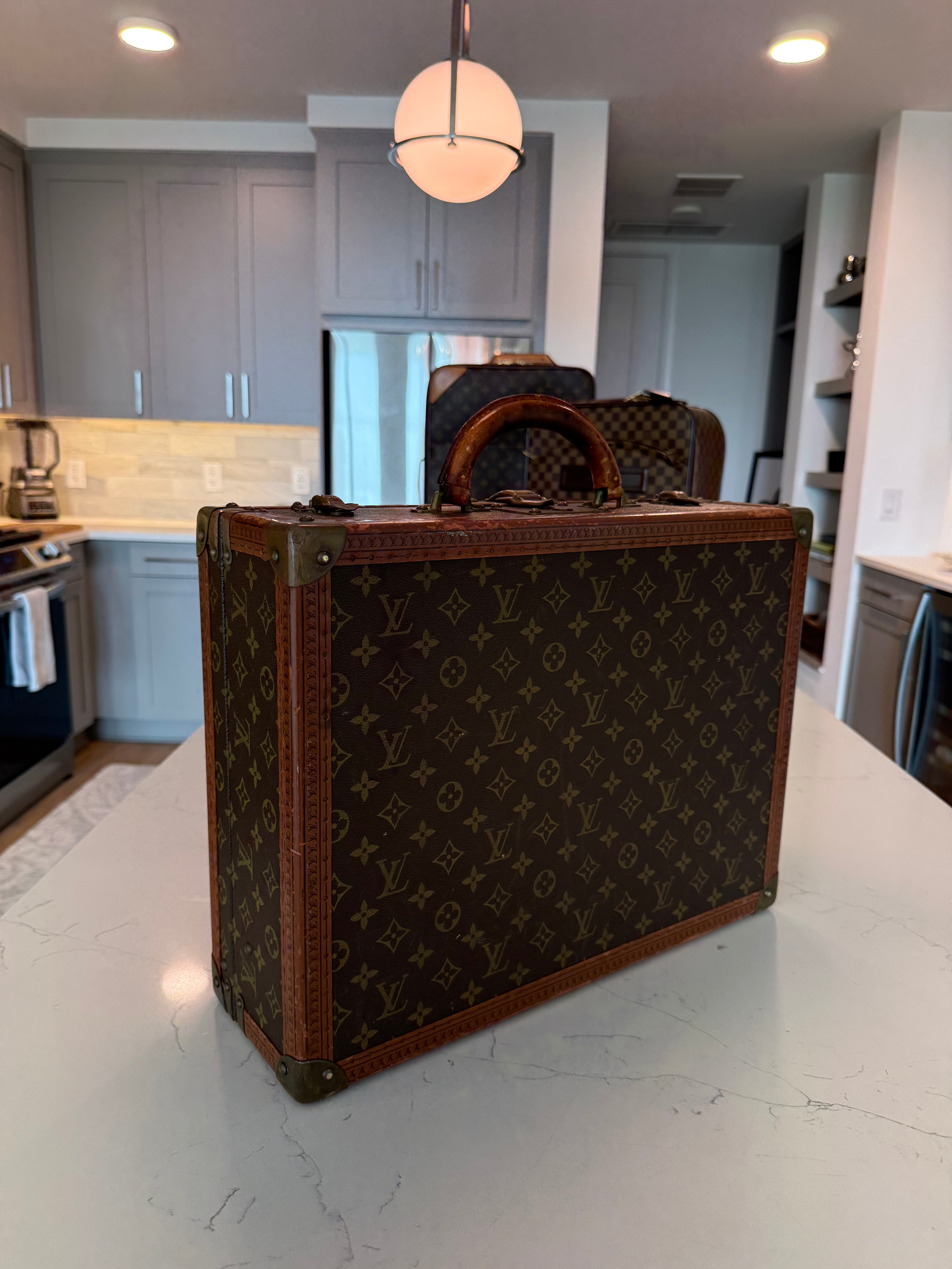 Louis Vuitton Bisten 50 Trunk